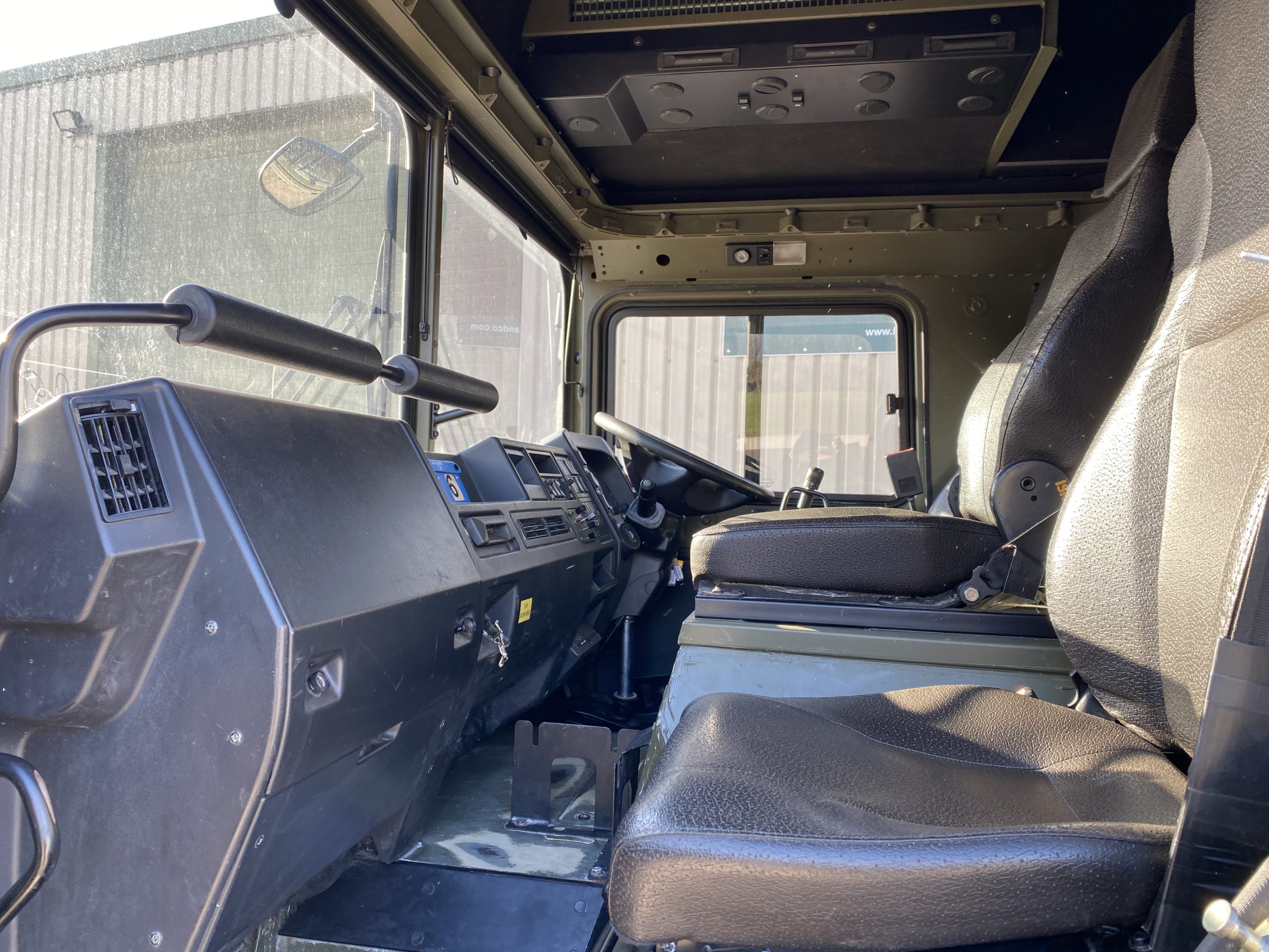 MAN HX60 18.330 4×4 Flat Bed Cargo Truck