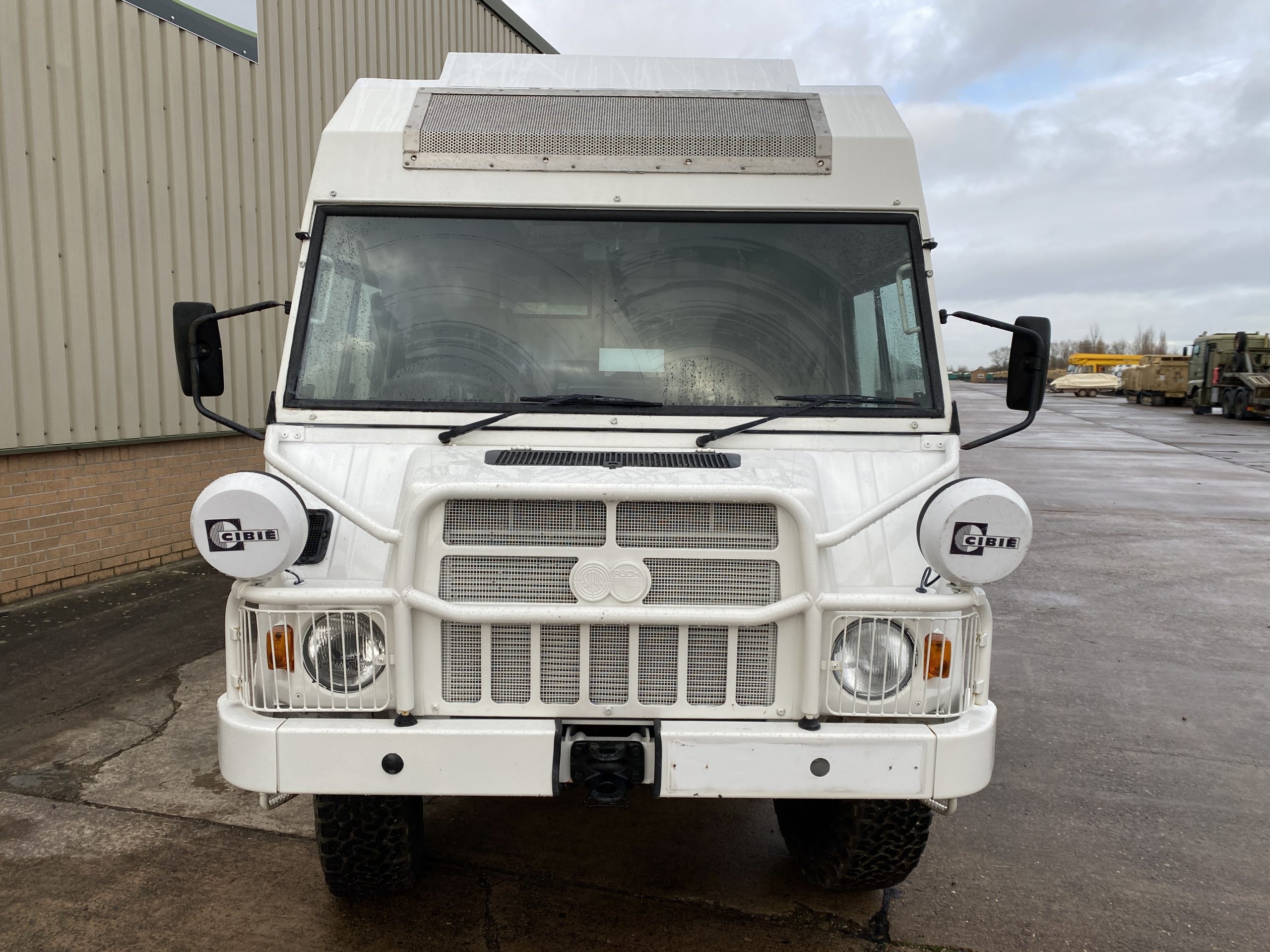 Pinzgauer 718 6×6 Box Vehicle
