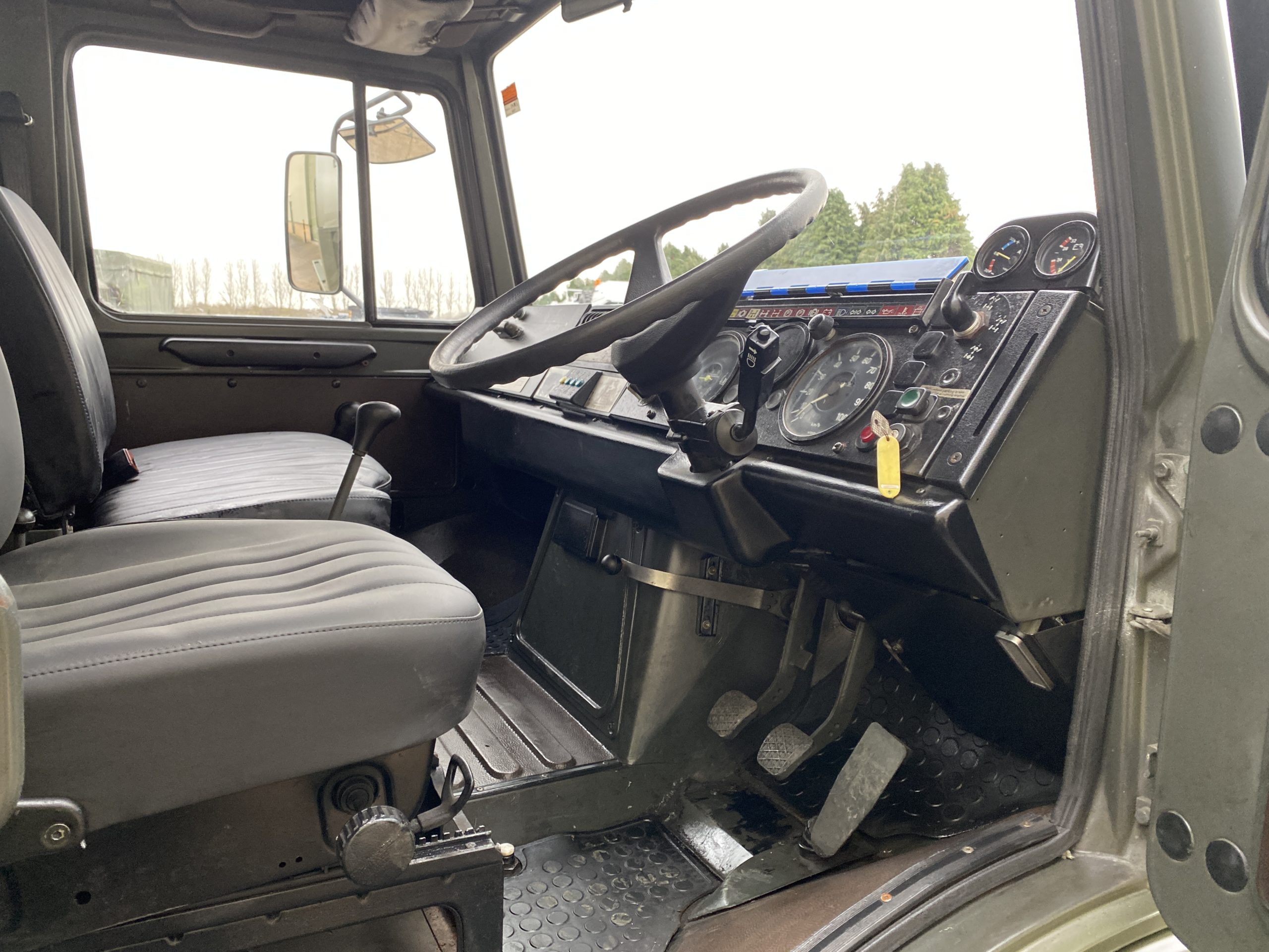 Mercedes Unimog U1300L Box Vehicle RHD Turbo