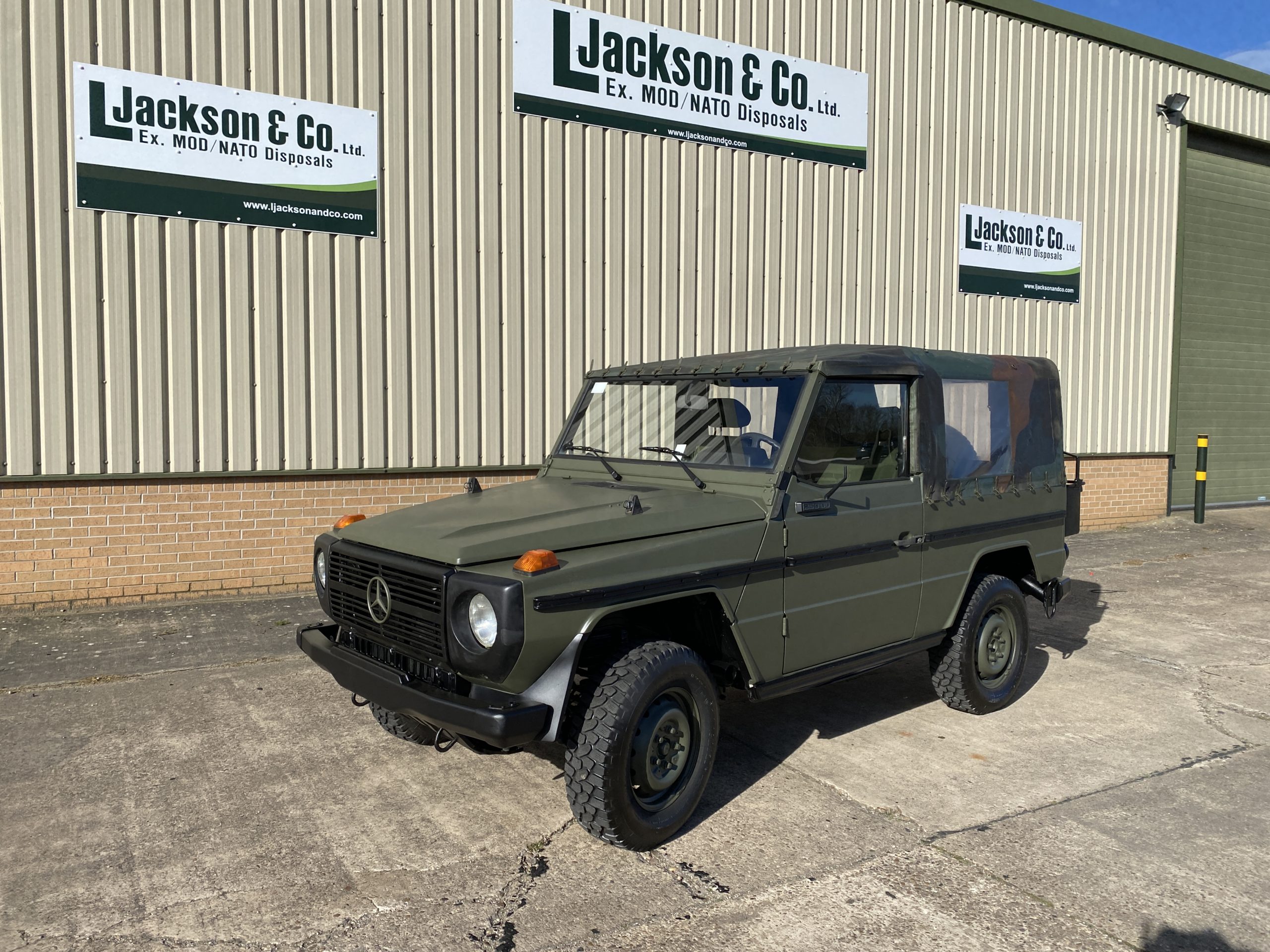 Mercedes Benz G Wagon 250 Soft Top