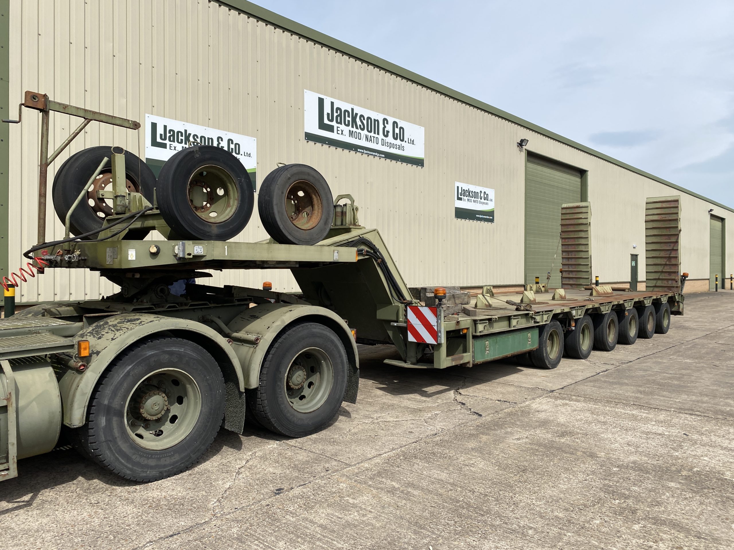 Goldhofer STZ H6-65/60 6 Axle Semi Trailer