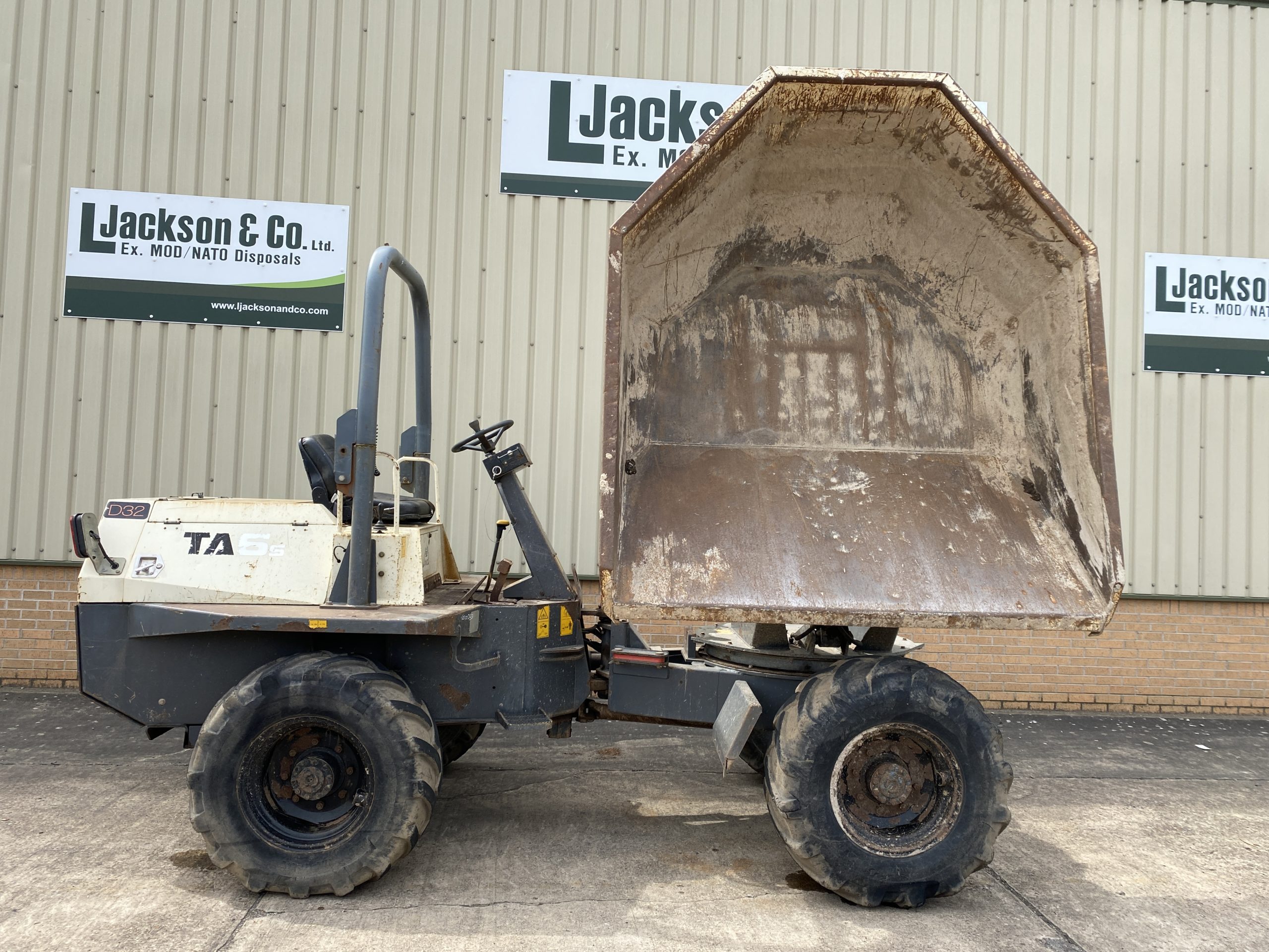 Terex TA6S 6 Ton Swivel Dumper