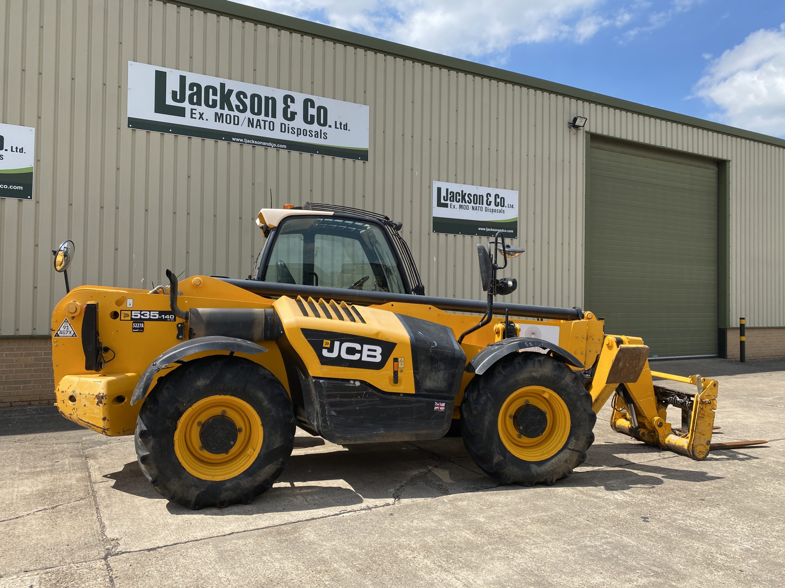 JCB 535-140 HI-VIZ Telehandler