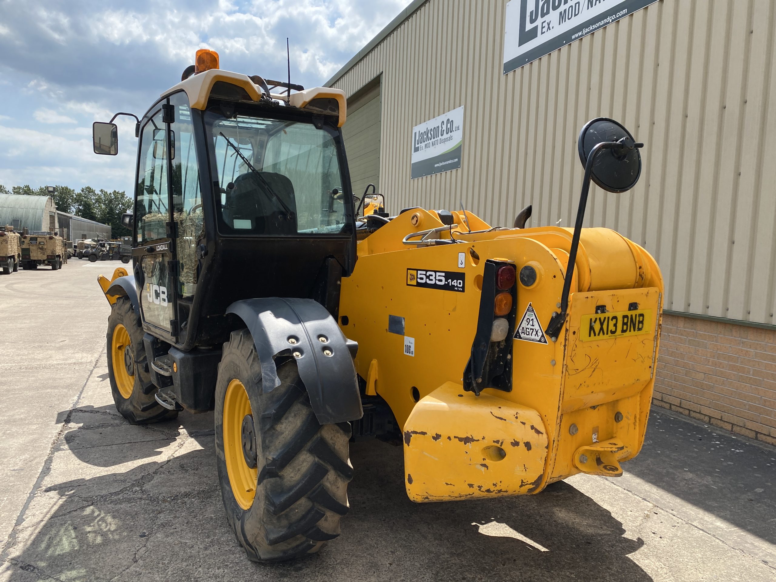 JCB 535-140 HI-VIZ Telehandler