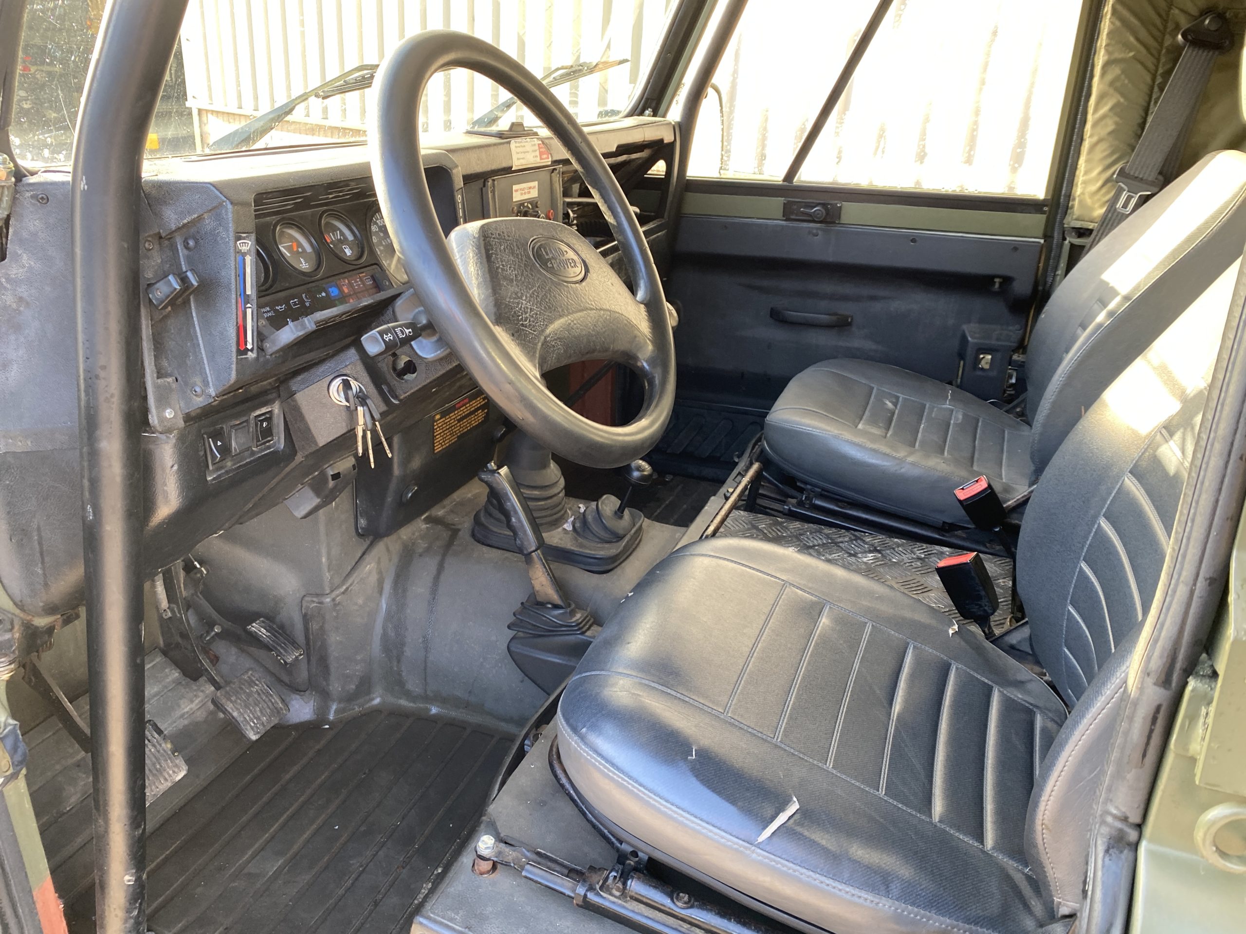 Land Rover Defender Wolf 110 Hard Top LHD