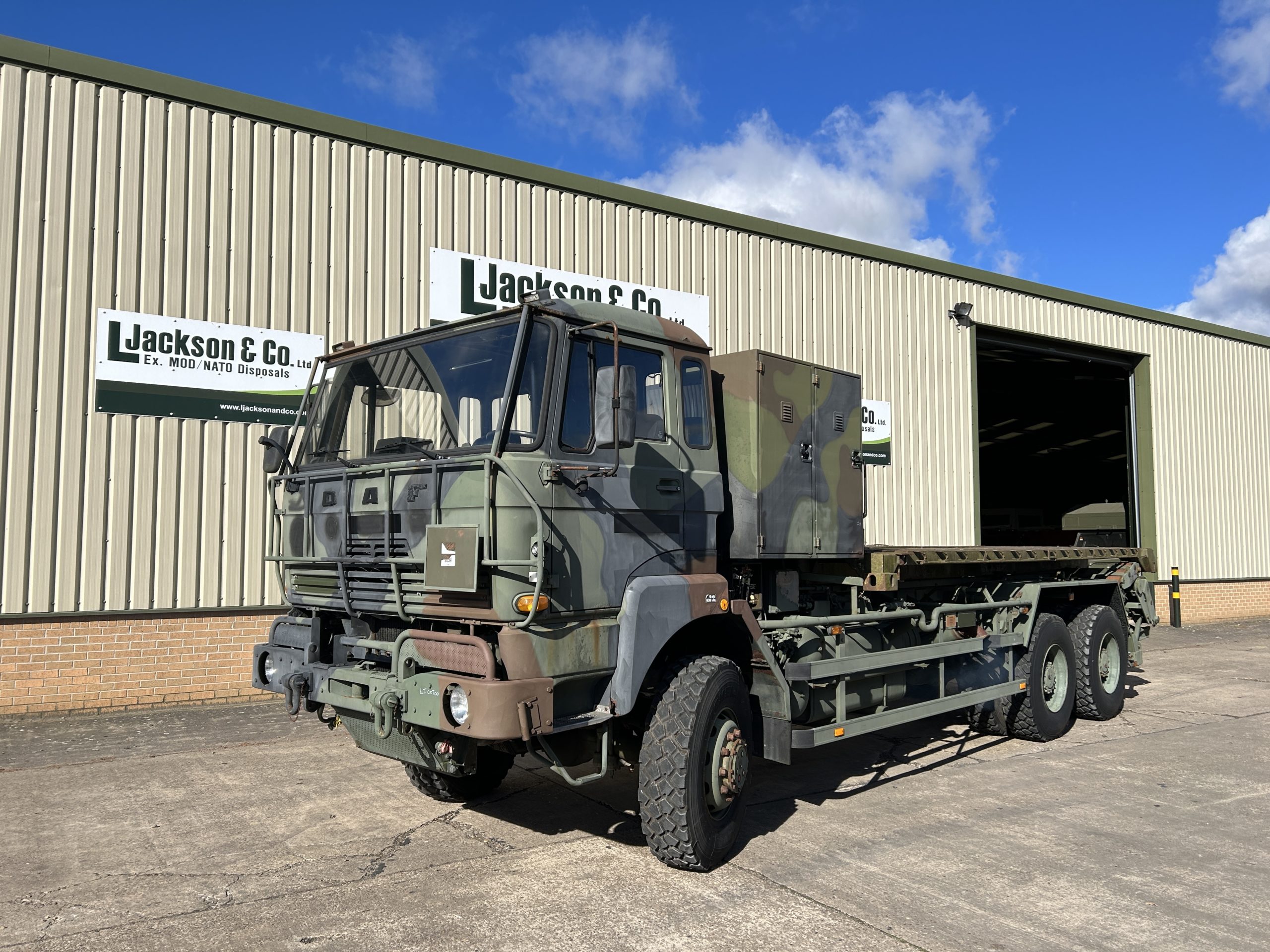 DAF 2300 6×6 Drops Hook Loader Truck