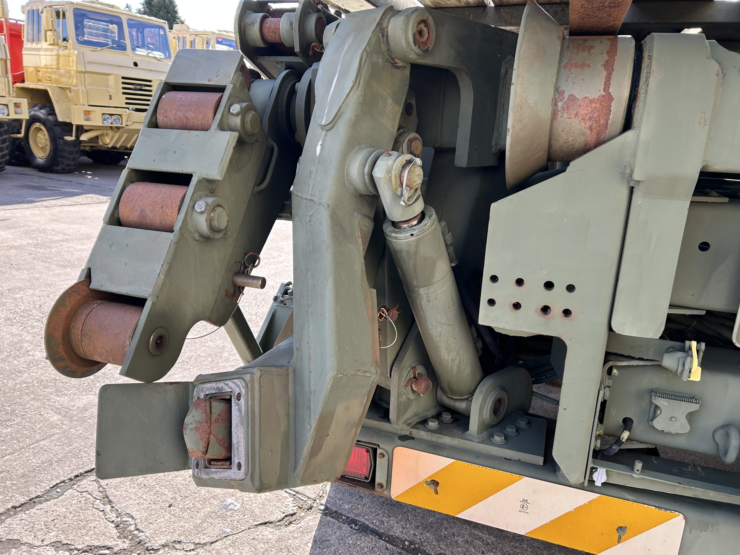 DAF 2300 6×6 Drops Hook Loader Truck