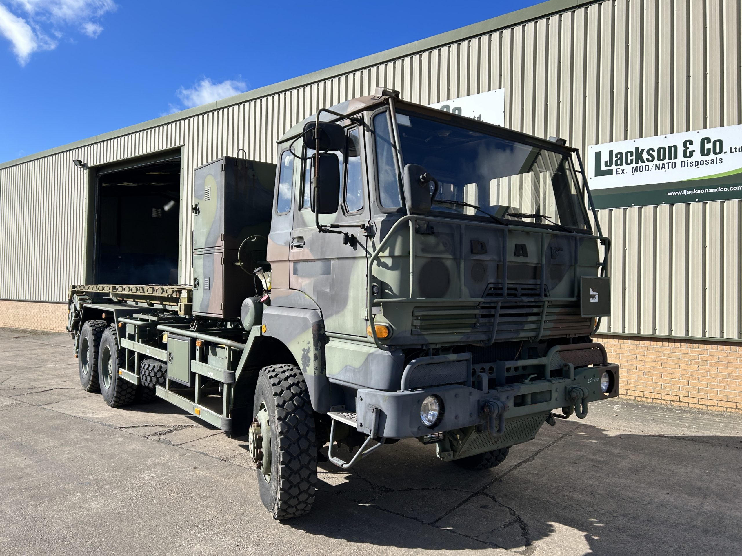 DAF 2300 6×6 Drops Hook Loader Truck