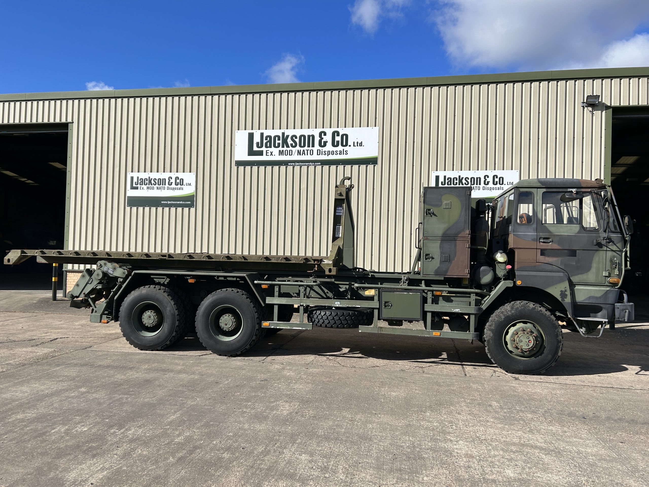 DAF 2300 6×6 Drops Hook Loader Truck