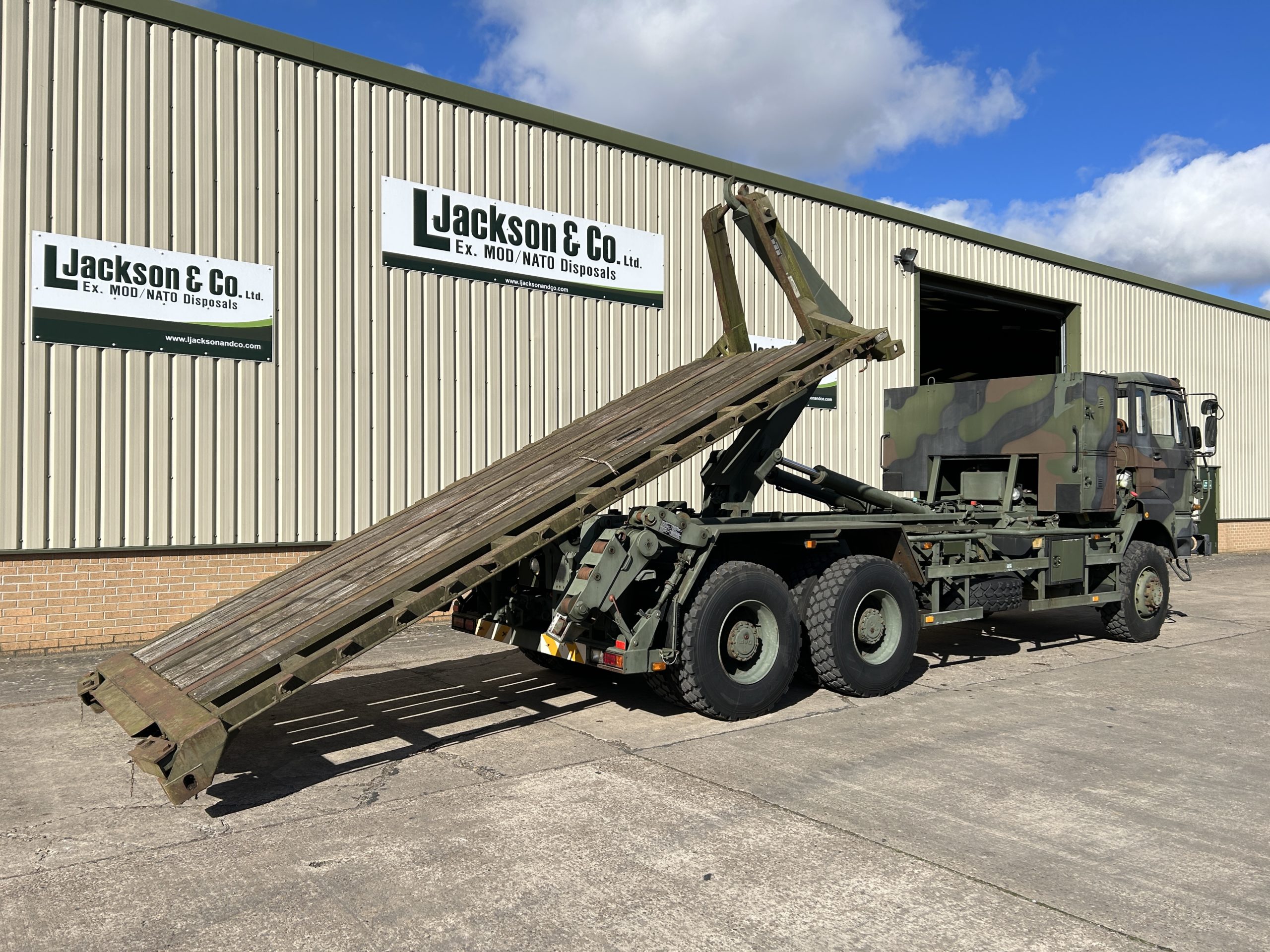 DAF 2300 6×6 Drops Hook Loader Truck