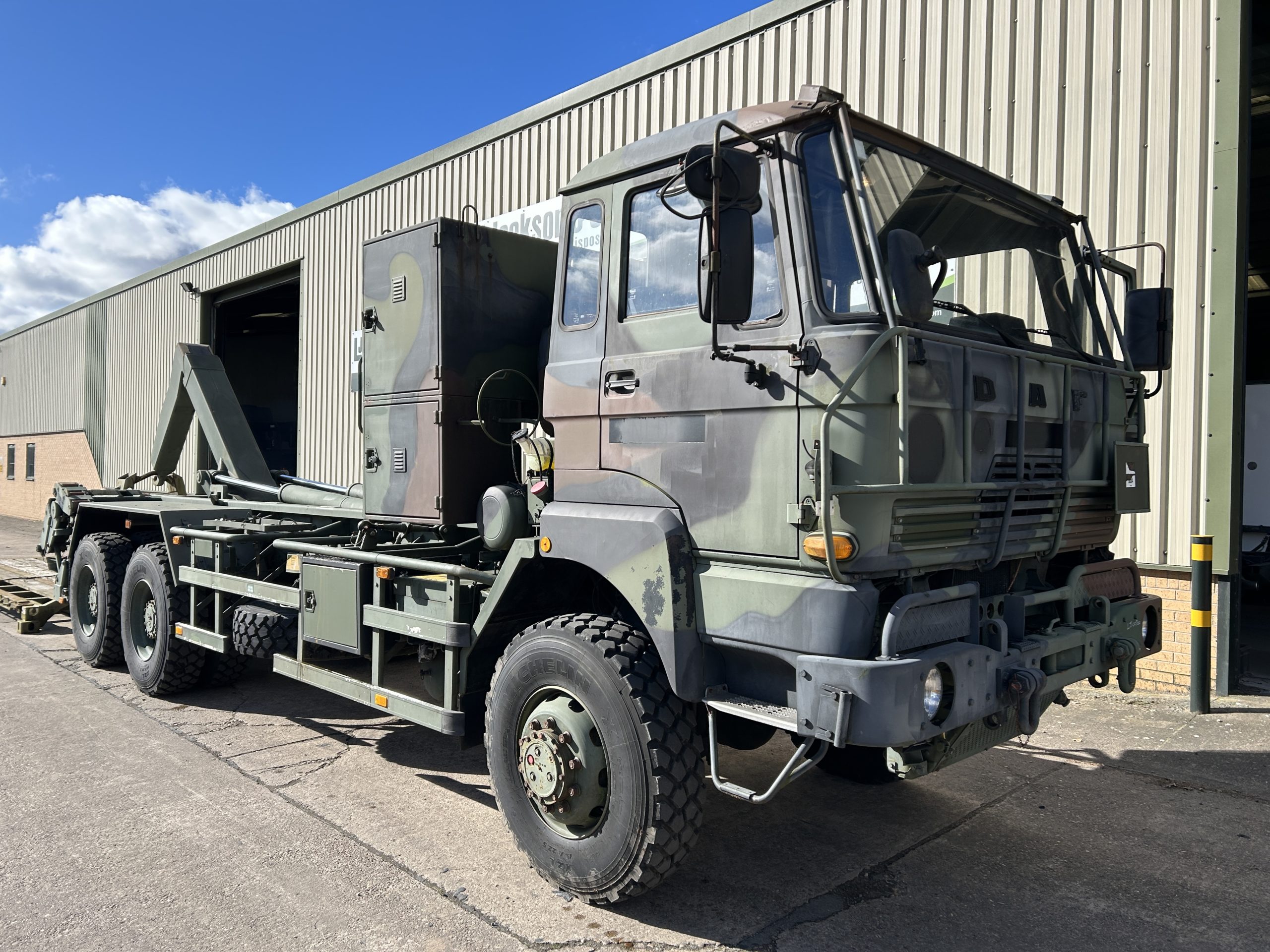 DAF 2300 6×6 Drops Hook Loader Truck