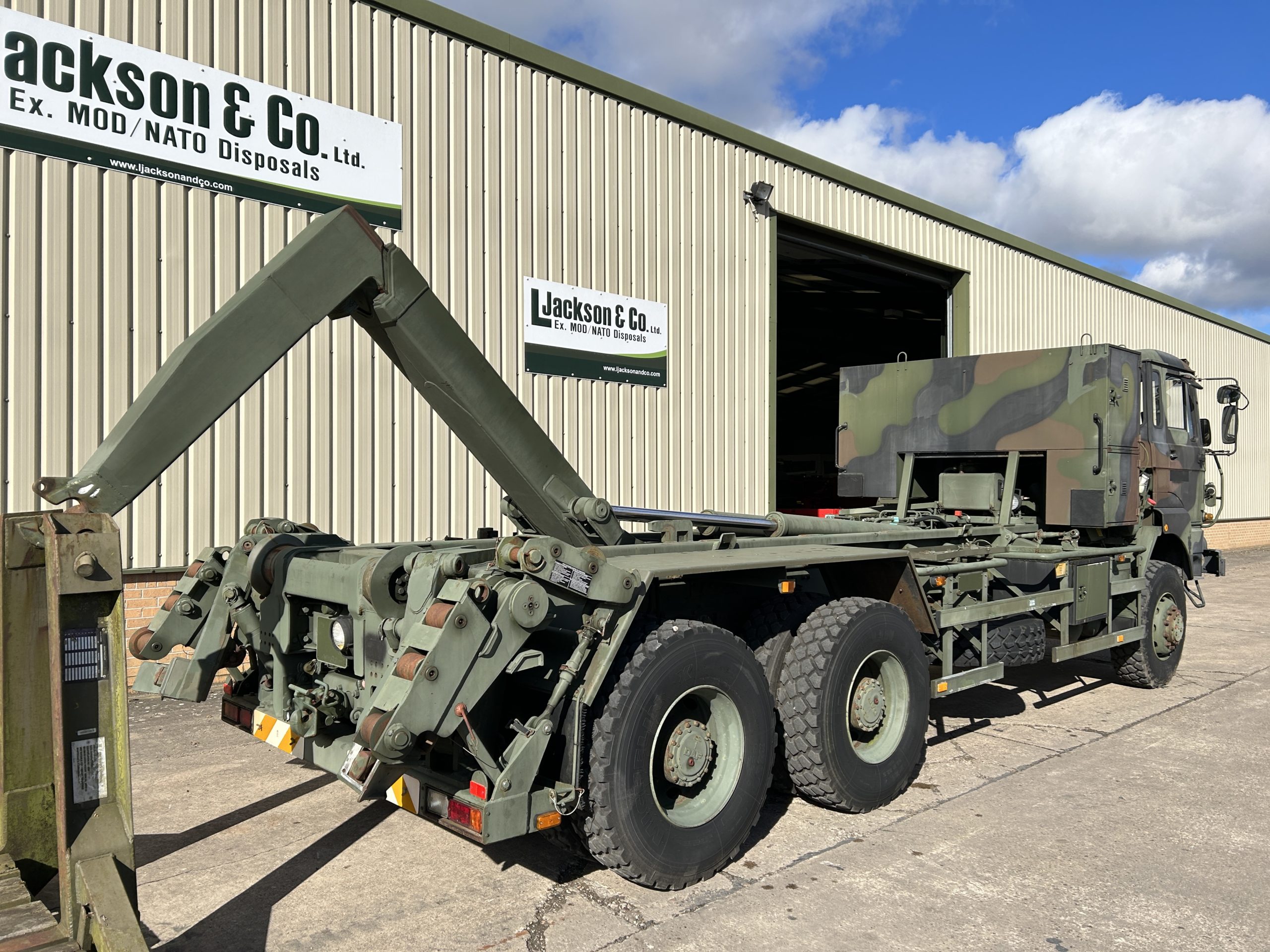 DAF 2300 6×6 Drops Hook Loader Truck