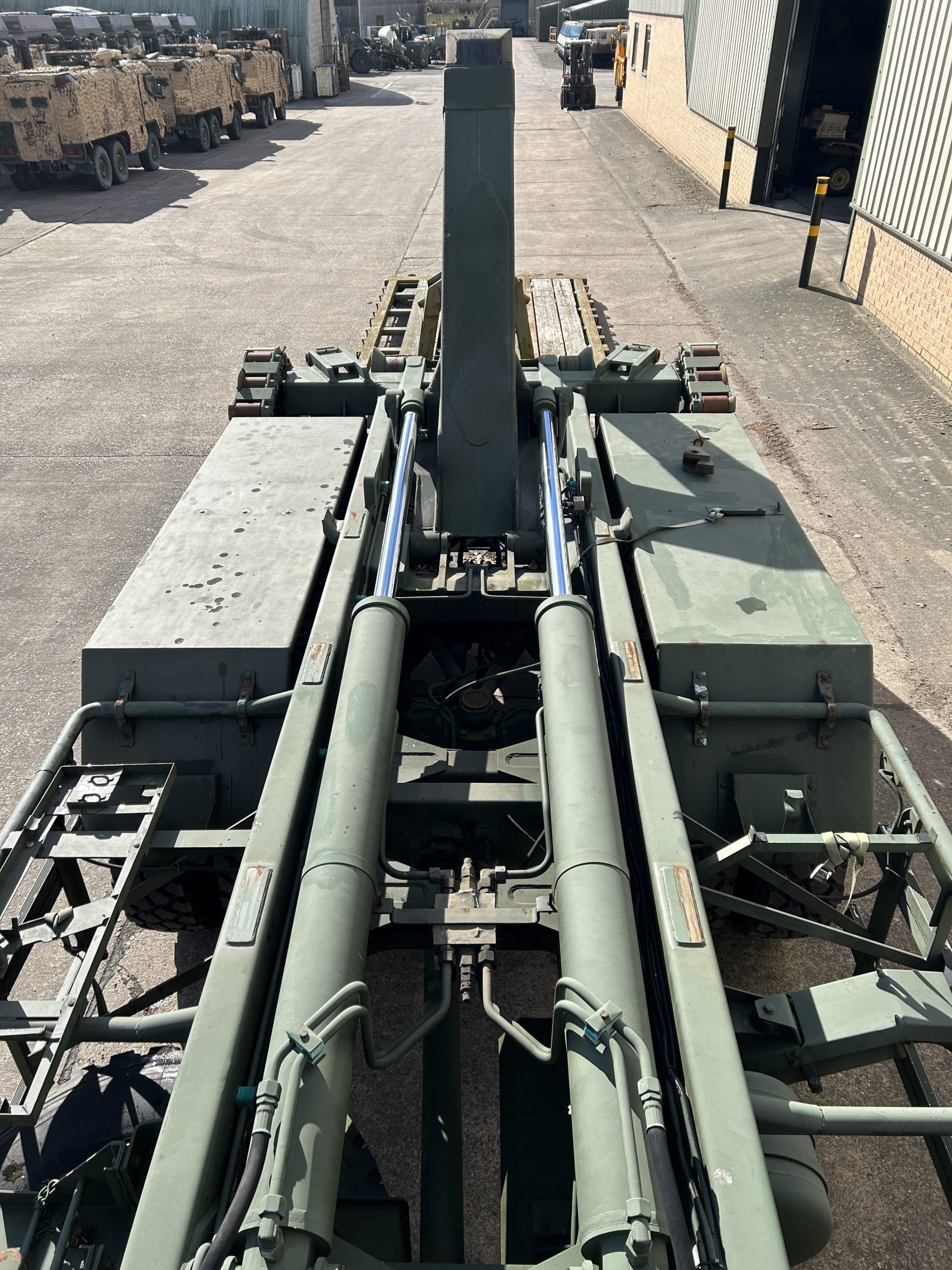 DAF 2300 6×6 Drops Hook Loader Truck