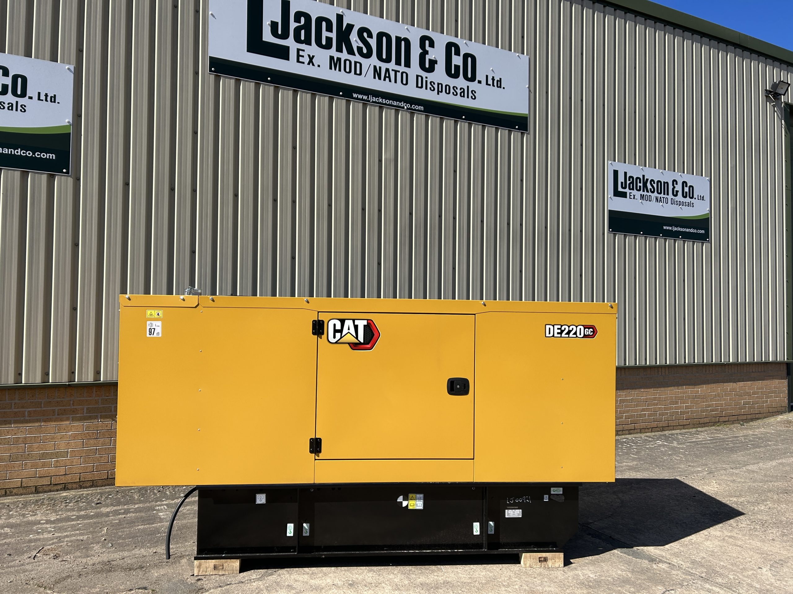 New Unused Caterpillar DE220 GC Generator