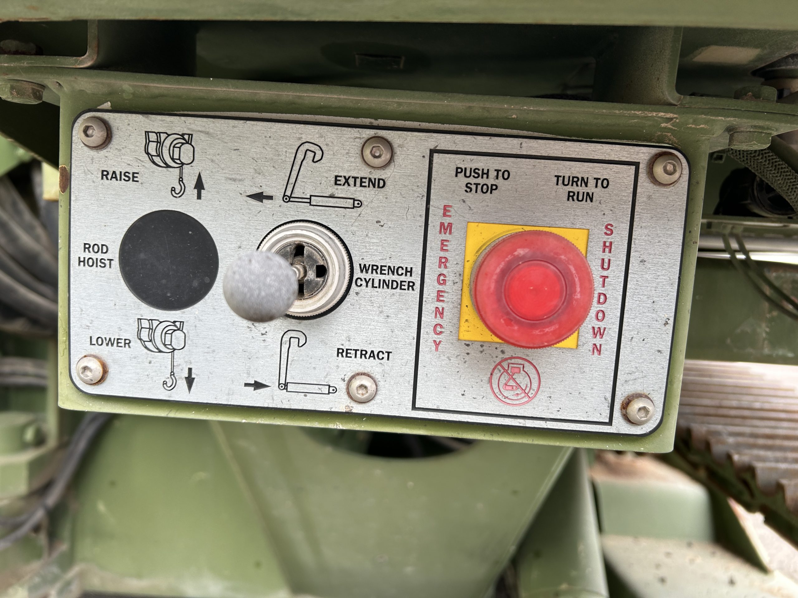 Ingersoll Rand CM 760D Drilling Rig (44 Hours only)