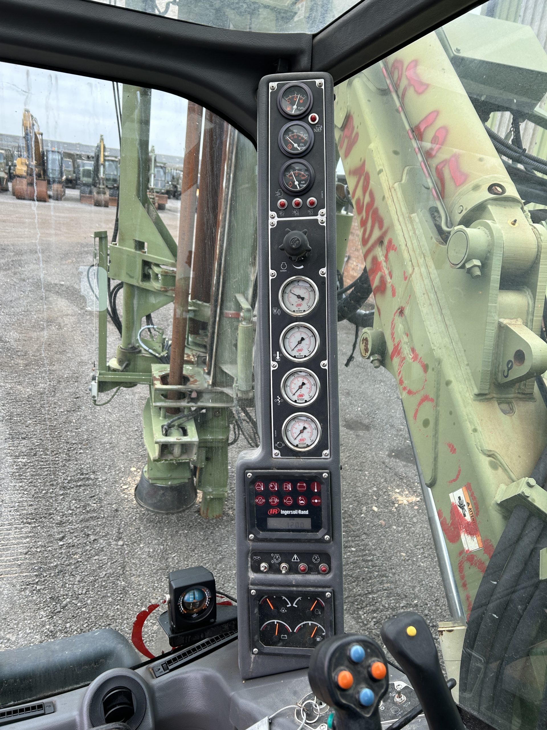 Ingersoll Rand CM 760D Drilling Rig (44 Hours only)