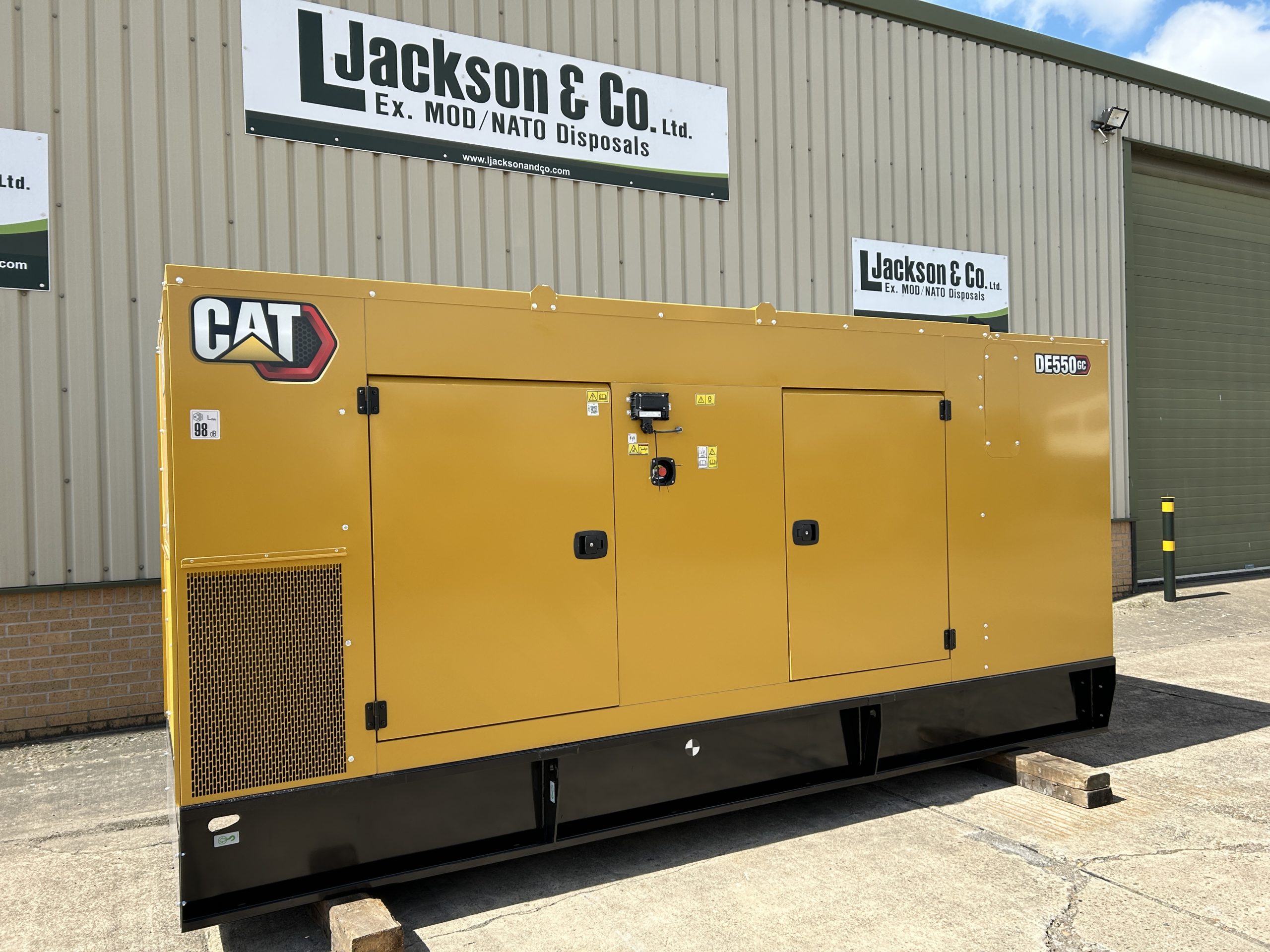New Unused Caterpillar DE550 GC Generator