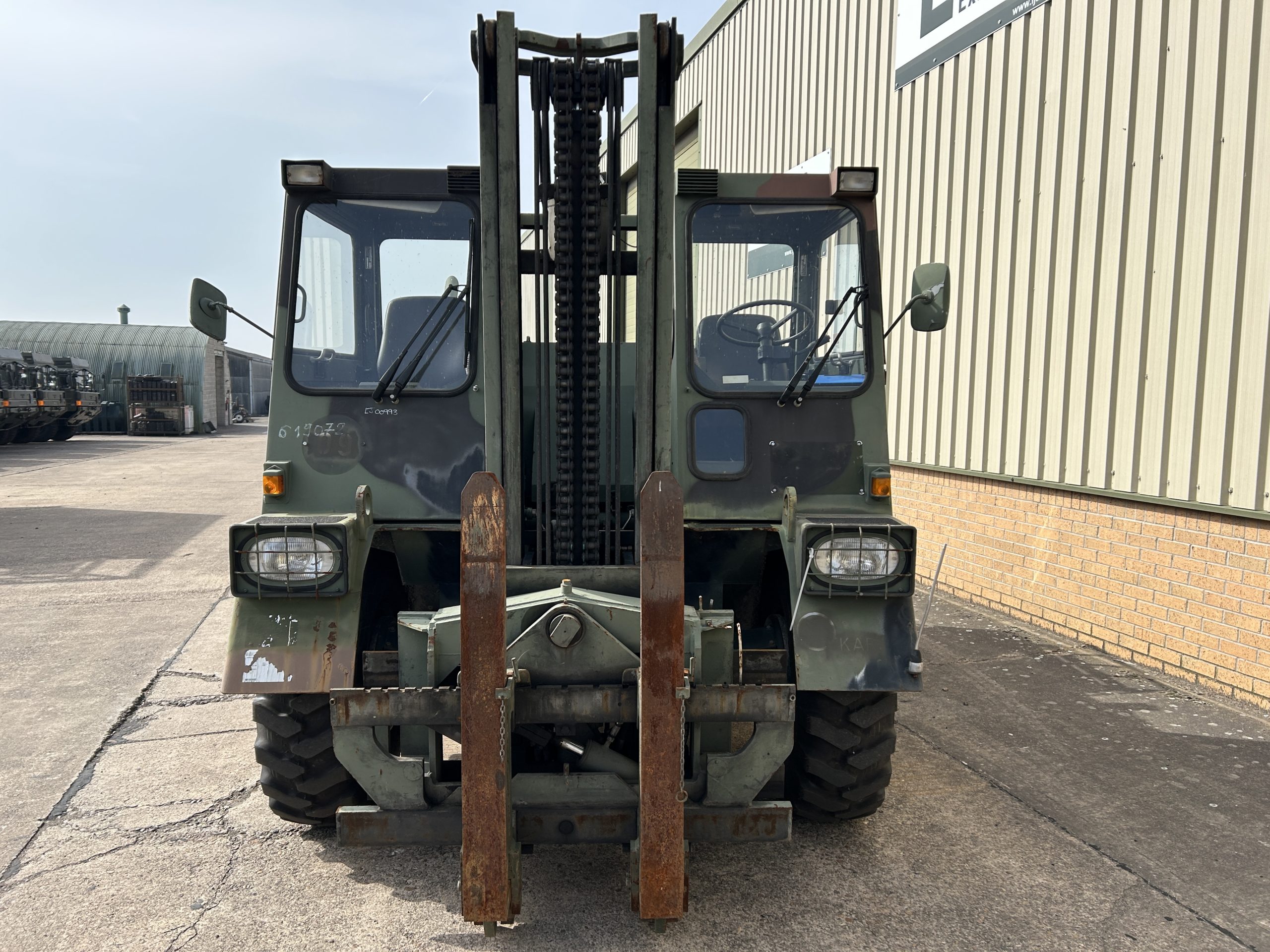 Steinbock 2,500 Kg 4×4 Rough Terrain Forklift