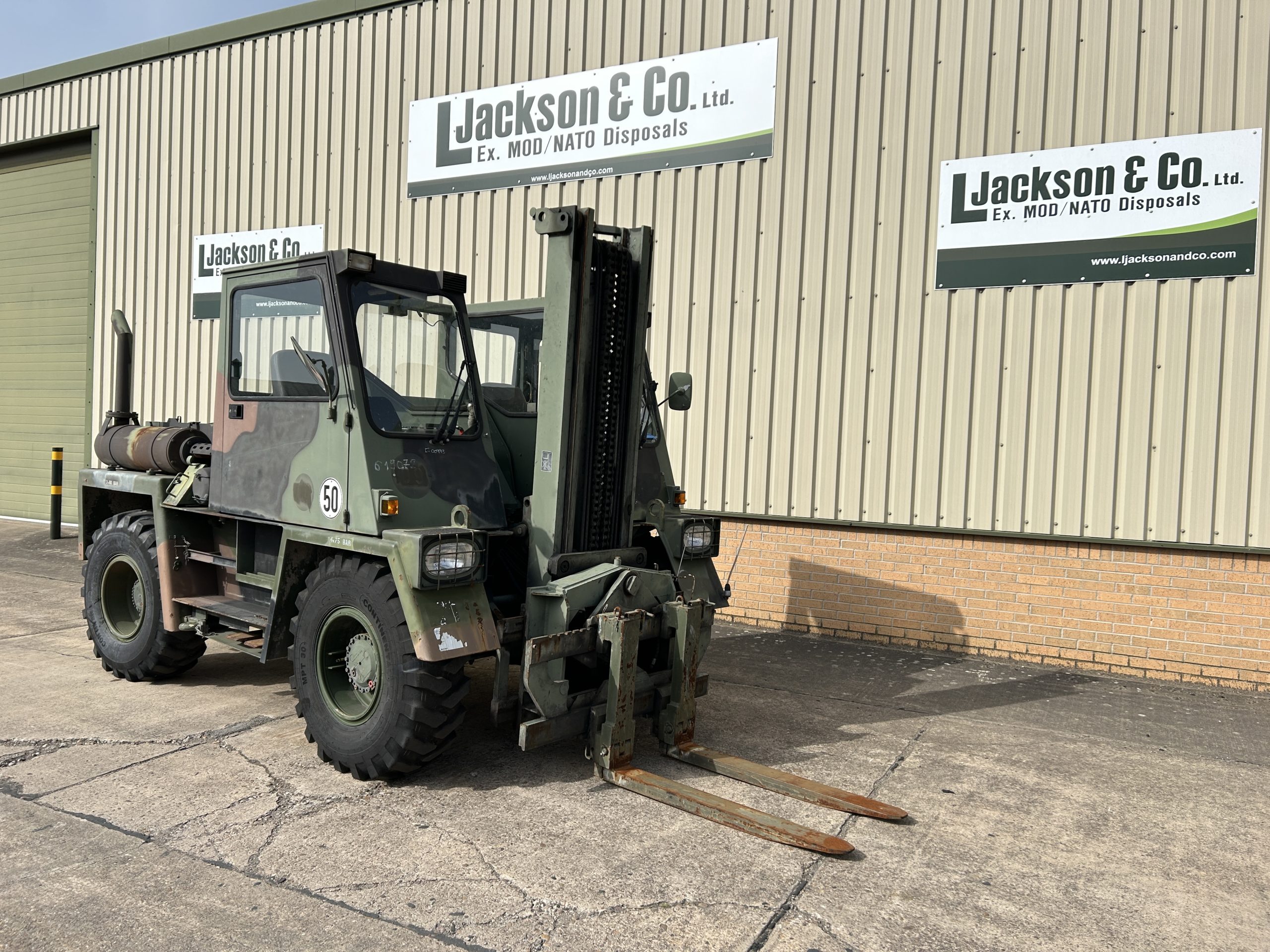 Steinbock 2,500 Kg 4×4 Rough Terrain Forklift