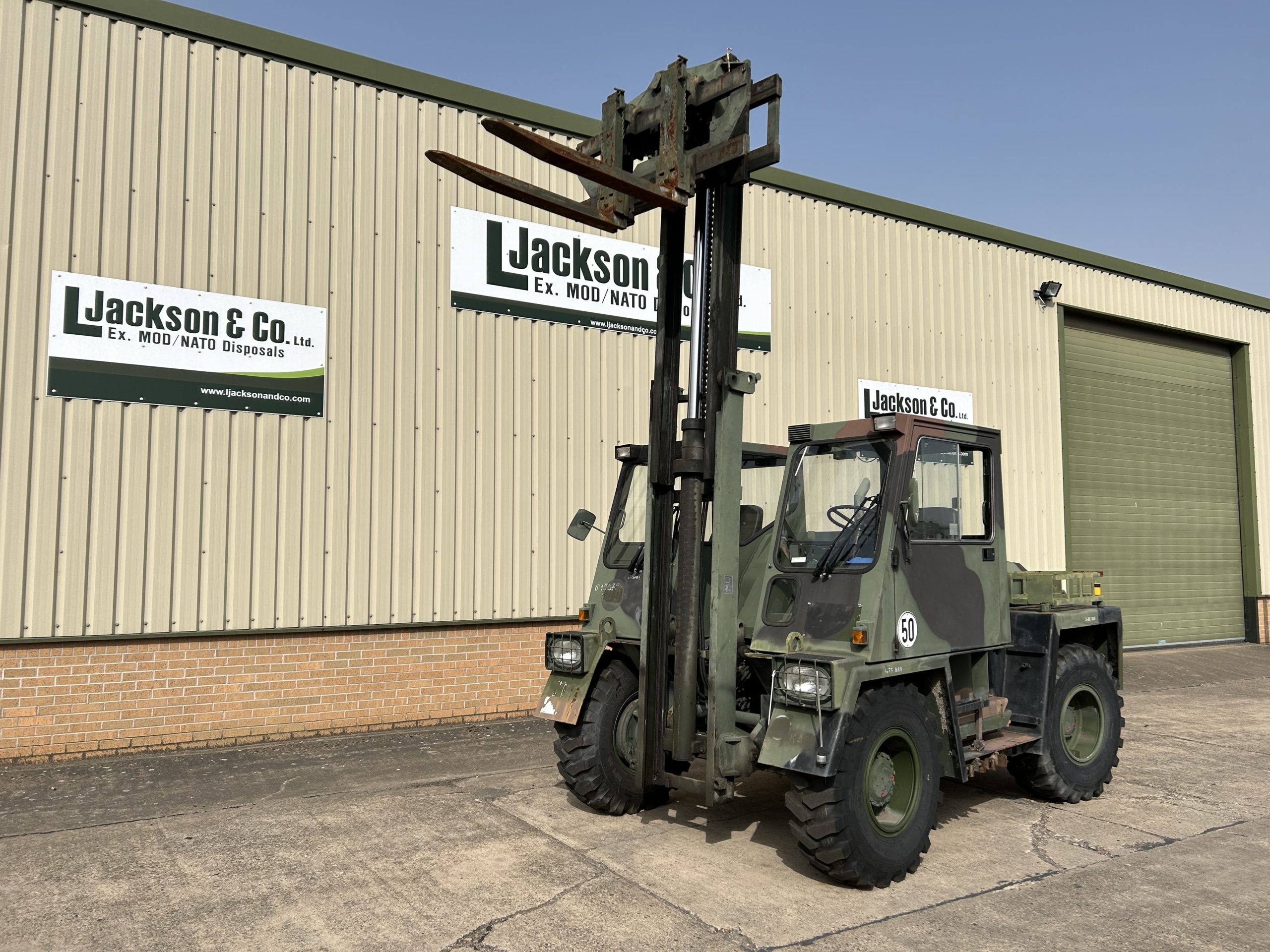 Steinbock 2,500 Kg 4×4 Rough Terrain Forklift