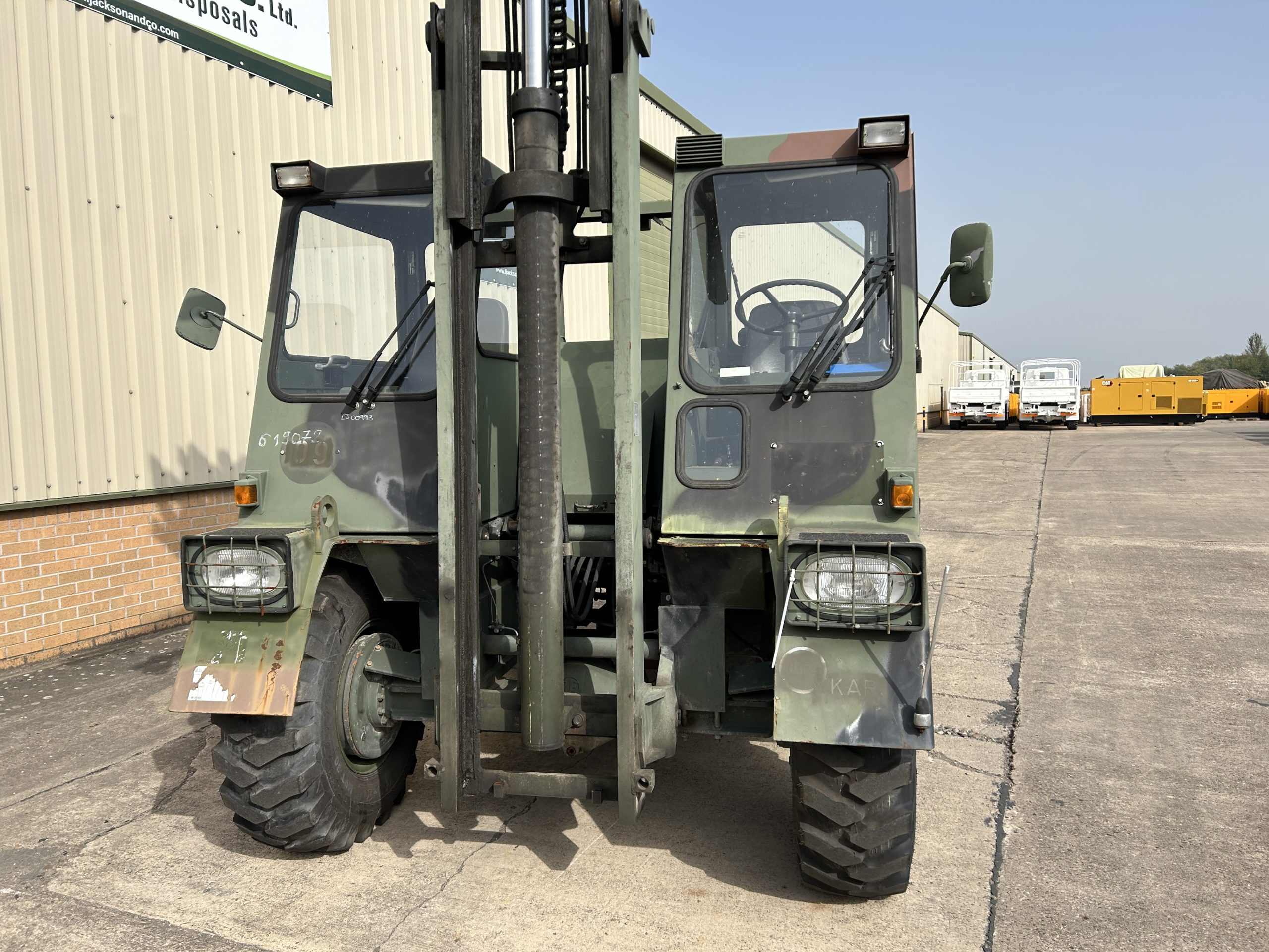 Steinbock 2,500 Kg 4×4 Rough Terrain Forklift