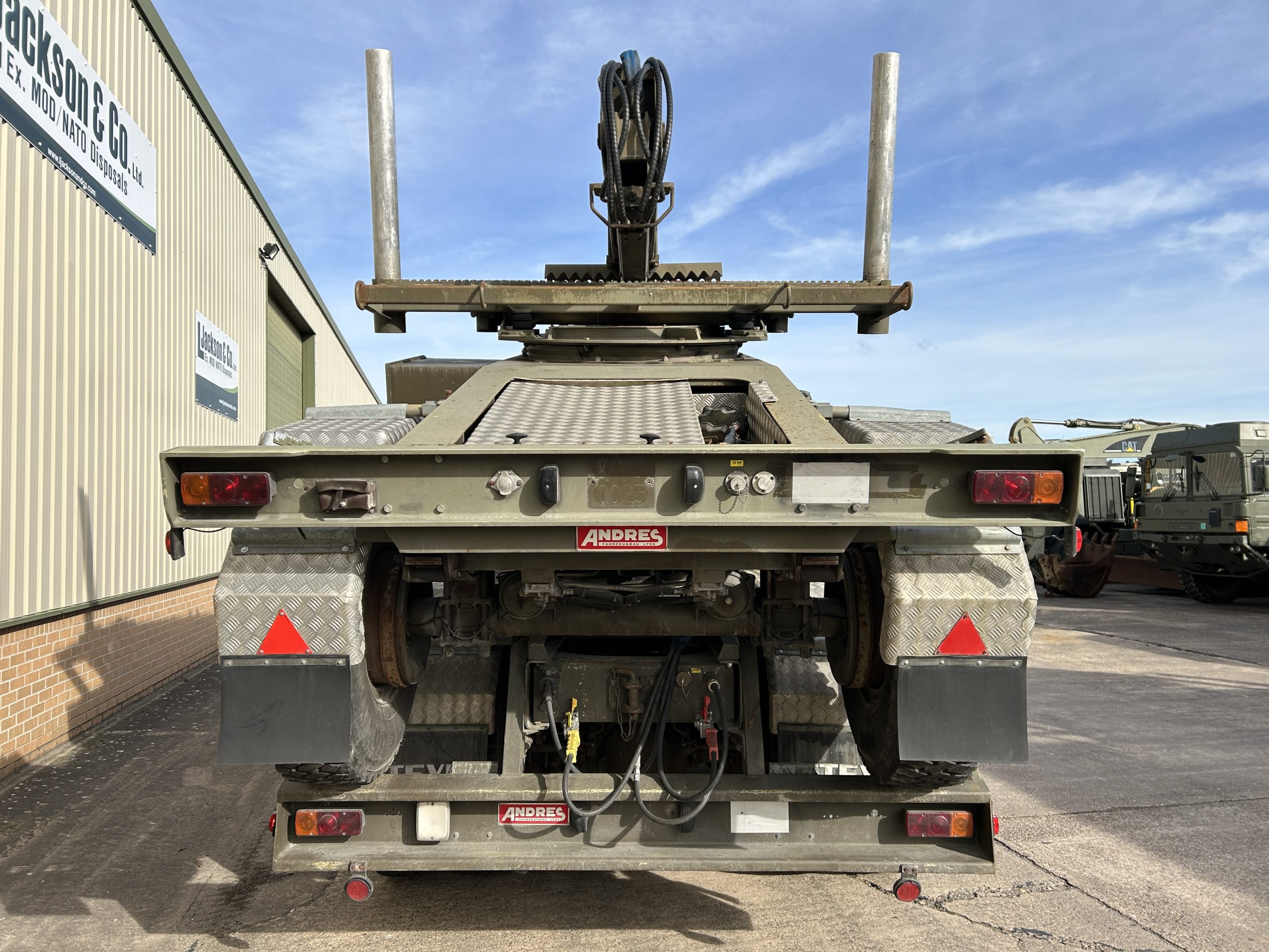 Steyr 1491.310 6×6 Timber Loglift Truck