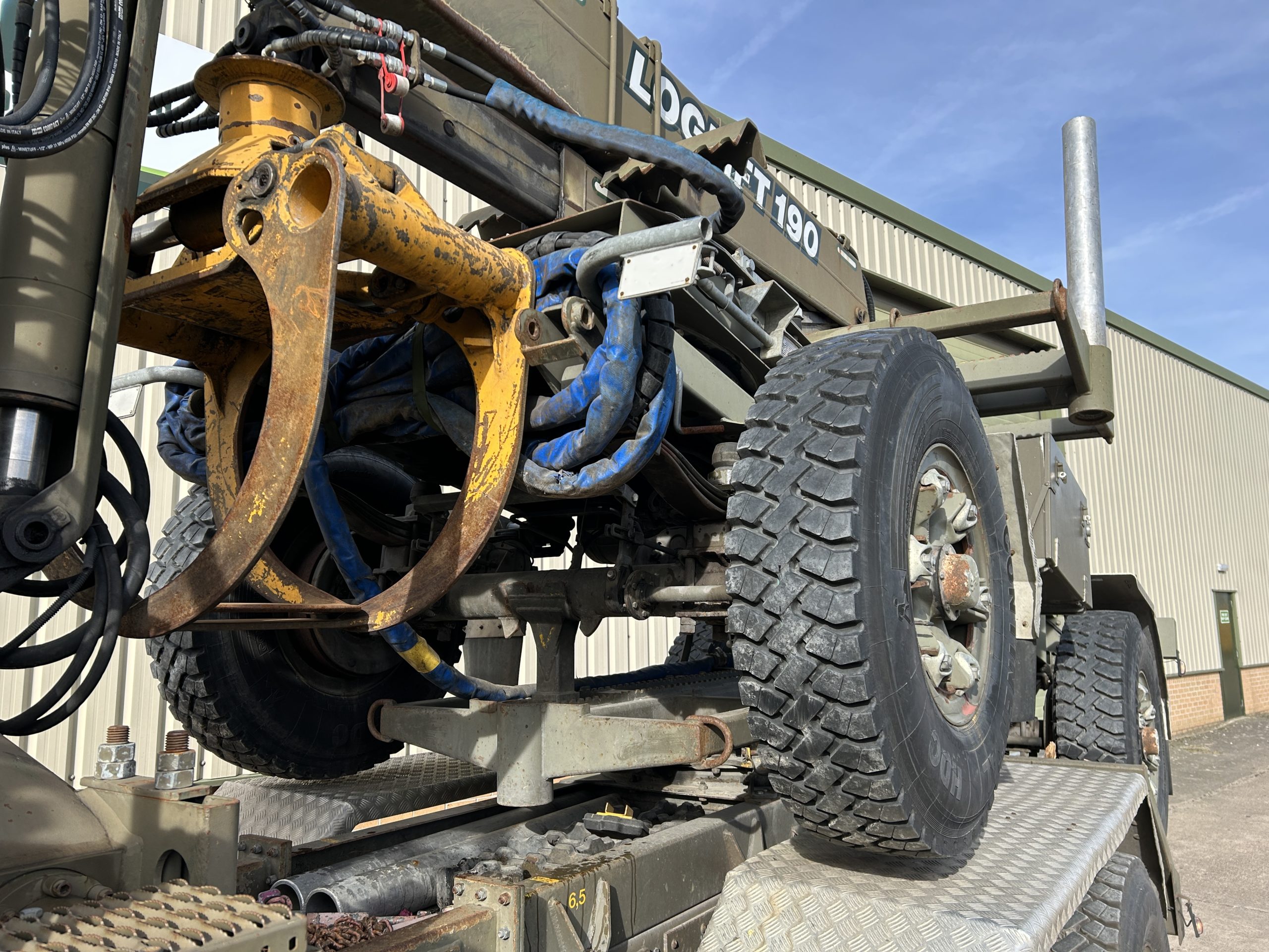 Steyr 1491.310 6×6 Timber Loglift Truck