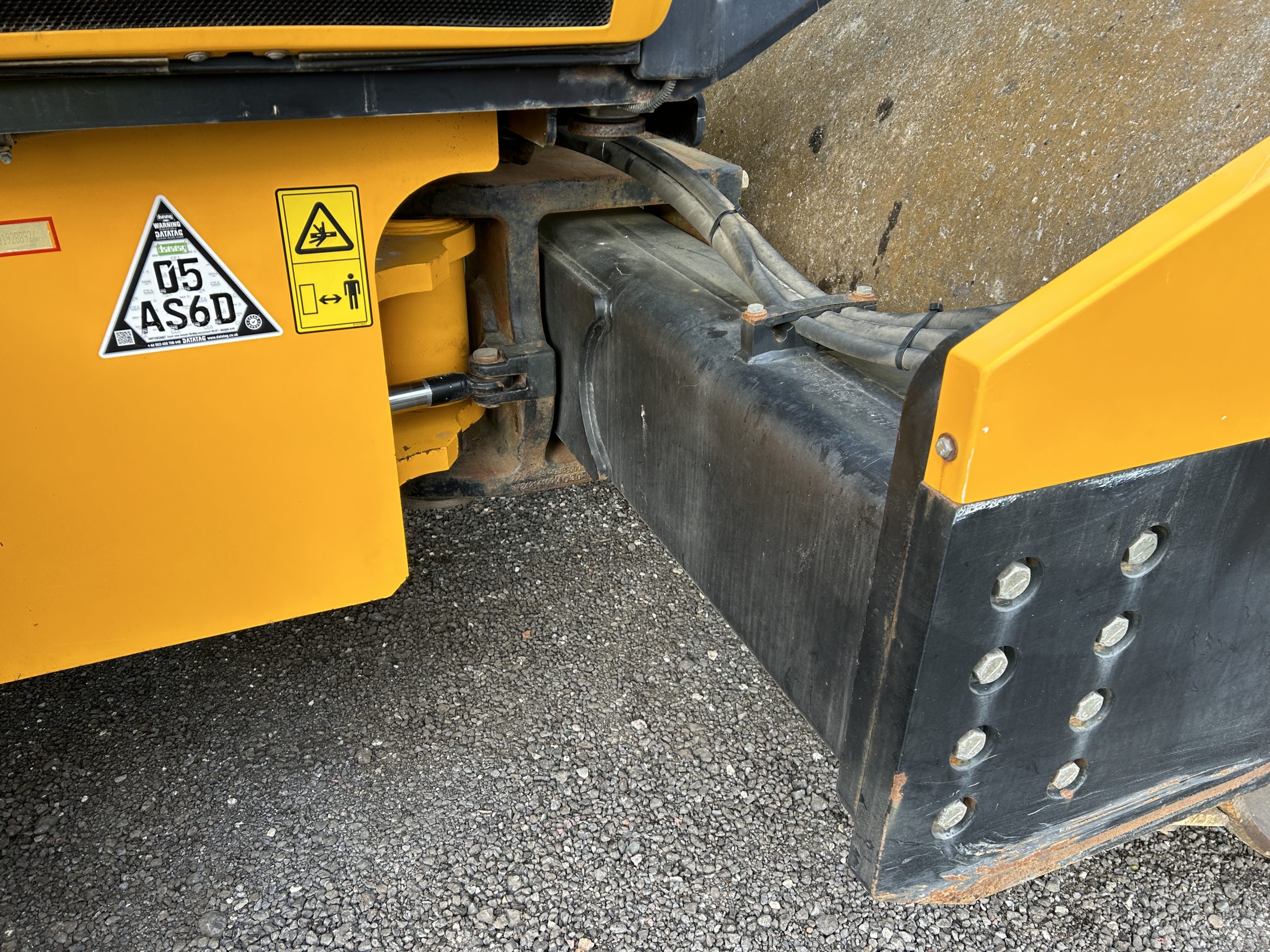 JCB VM137 Compactor Roller