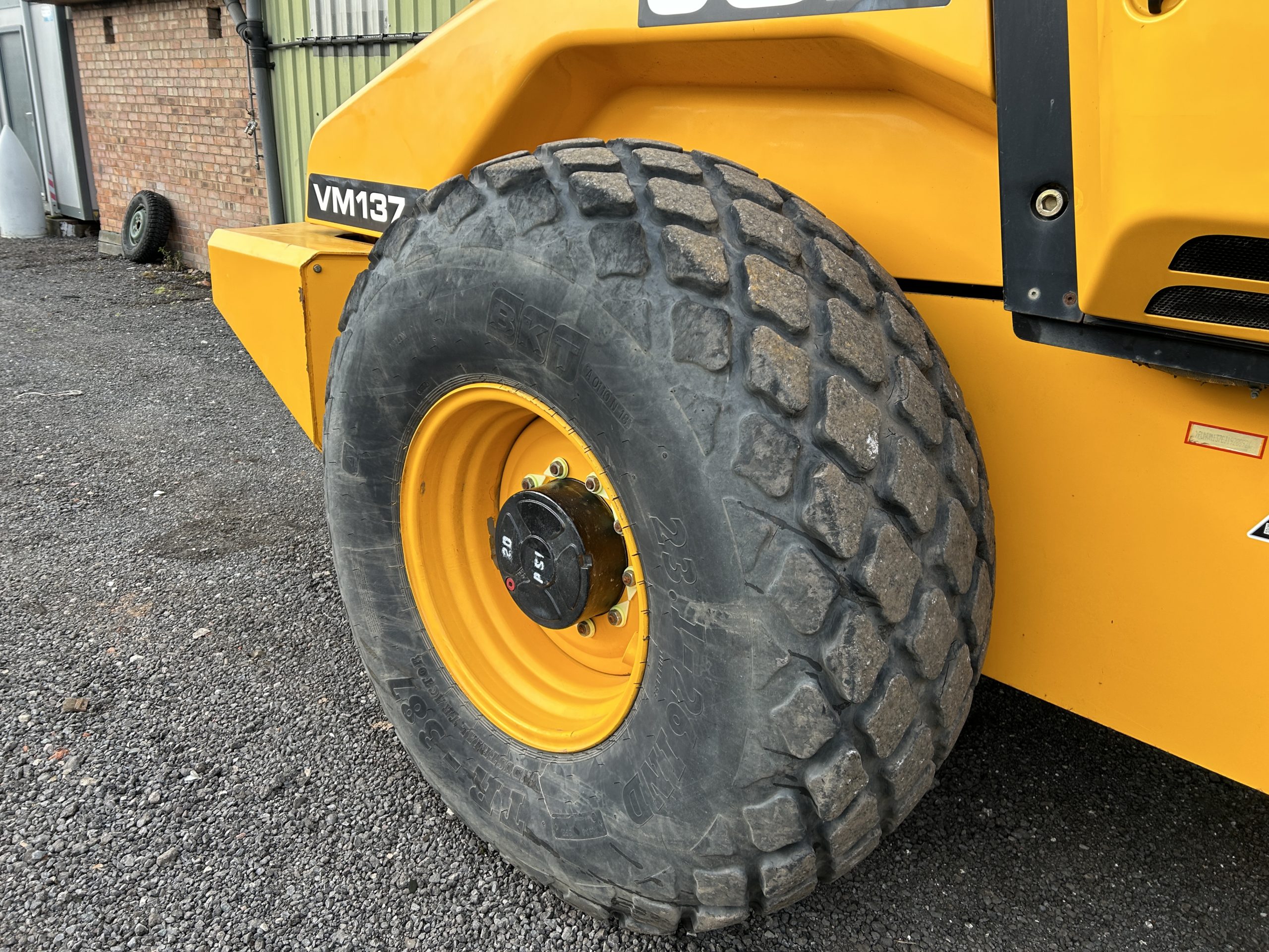 JCB VM137 Compactor Roller