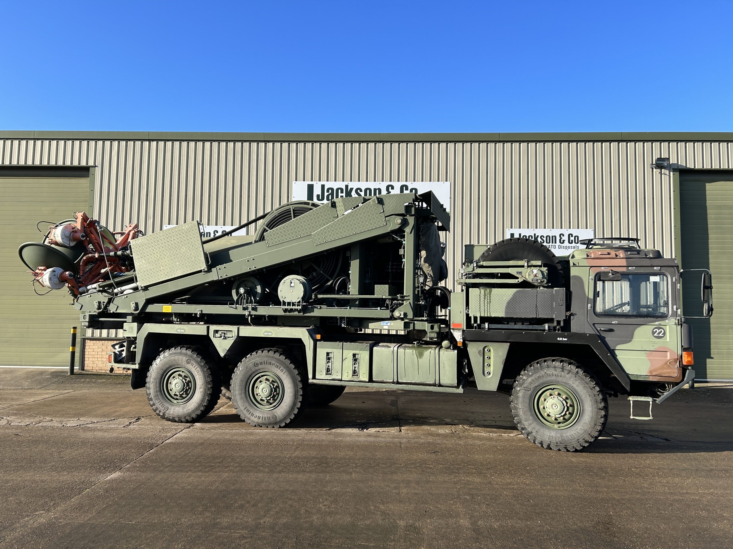 MAN KAT A1 25.422 6×6 with Aerial Mast