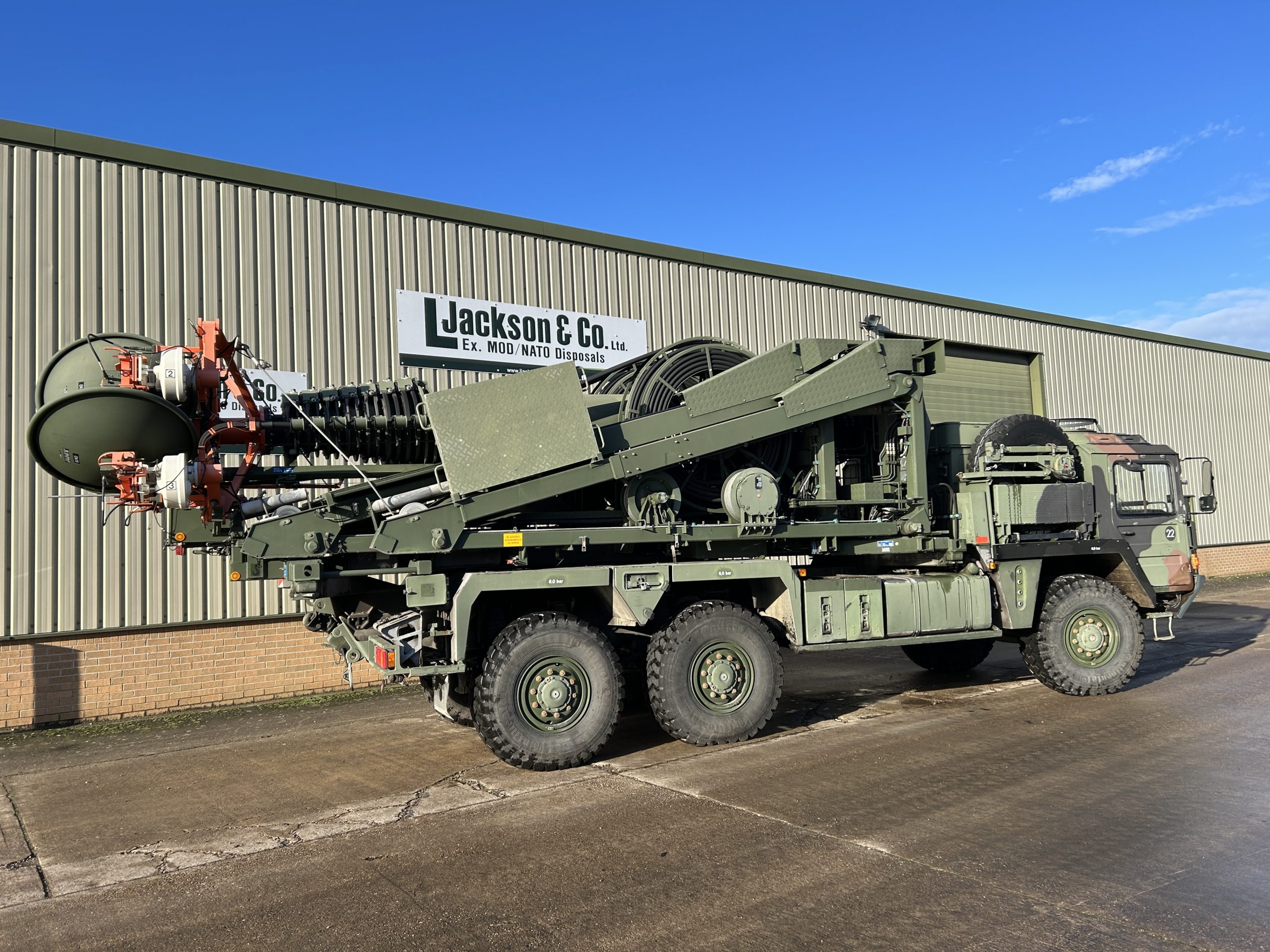 MAN KAT A1 25.422 6×6 with Aerial Mast