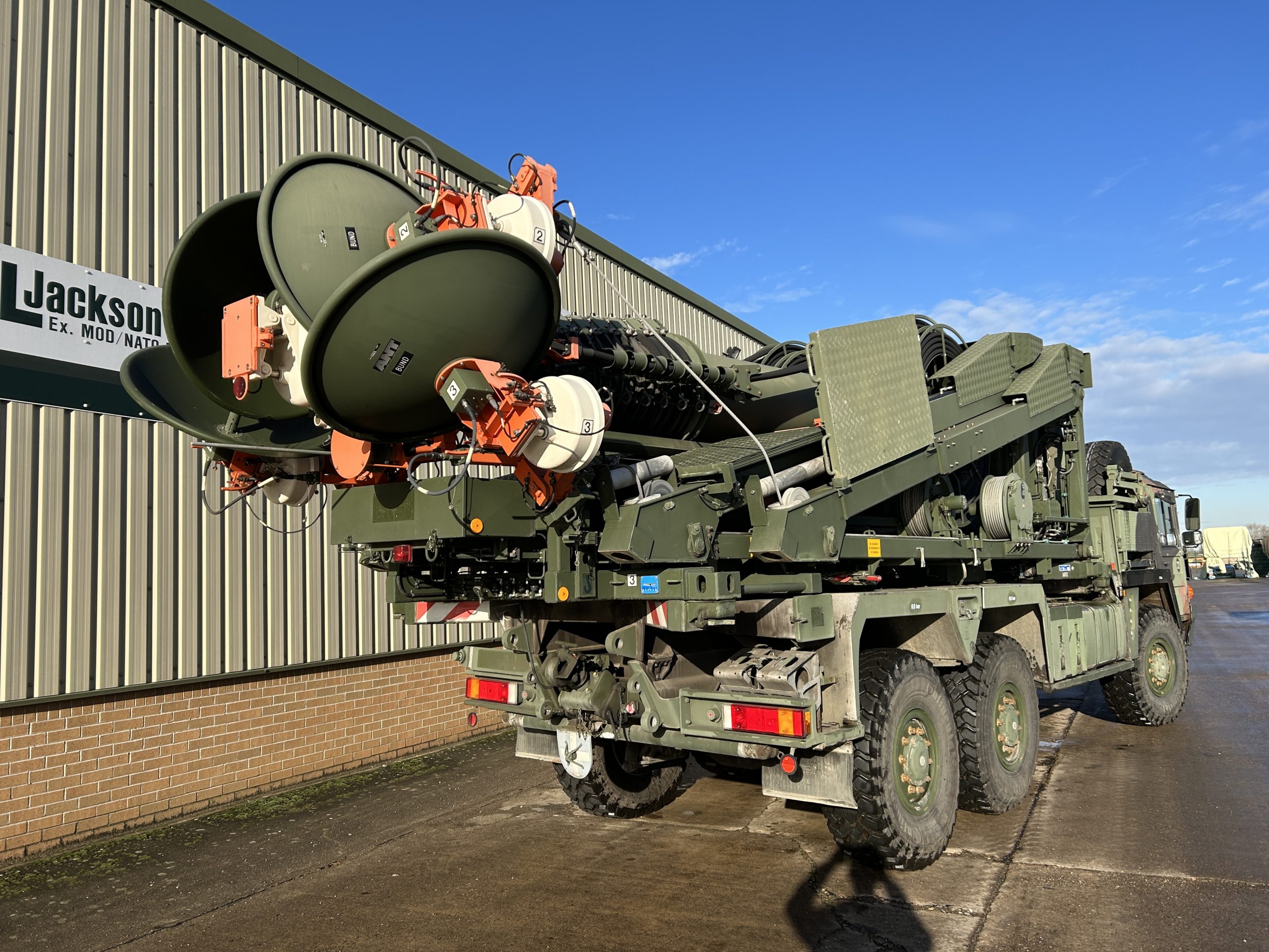 MAN KAT A1 25.422 6×6 with Aerial Mast