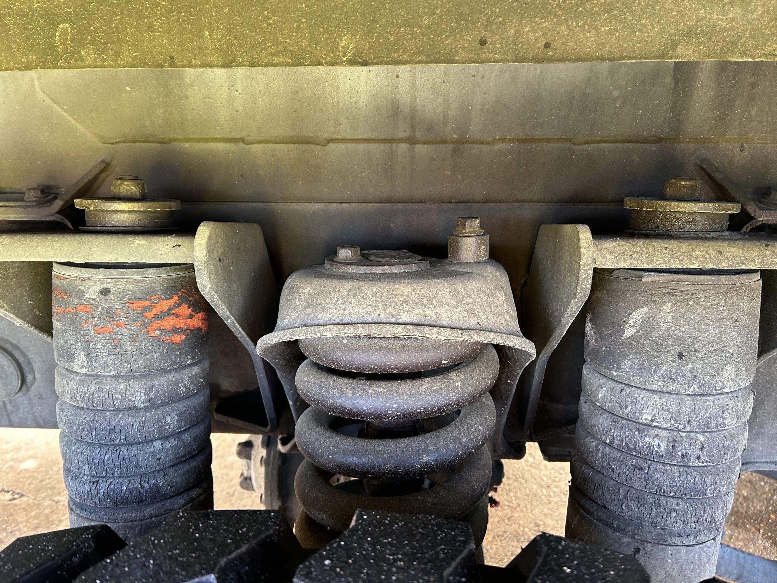 MAN KAT A1 25.422 6×6 with Aerial Mast