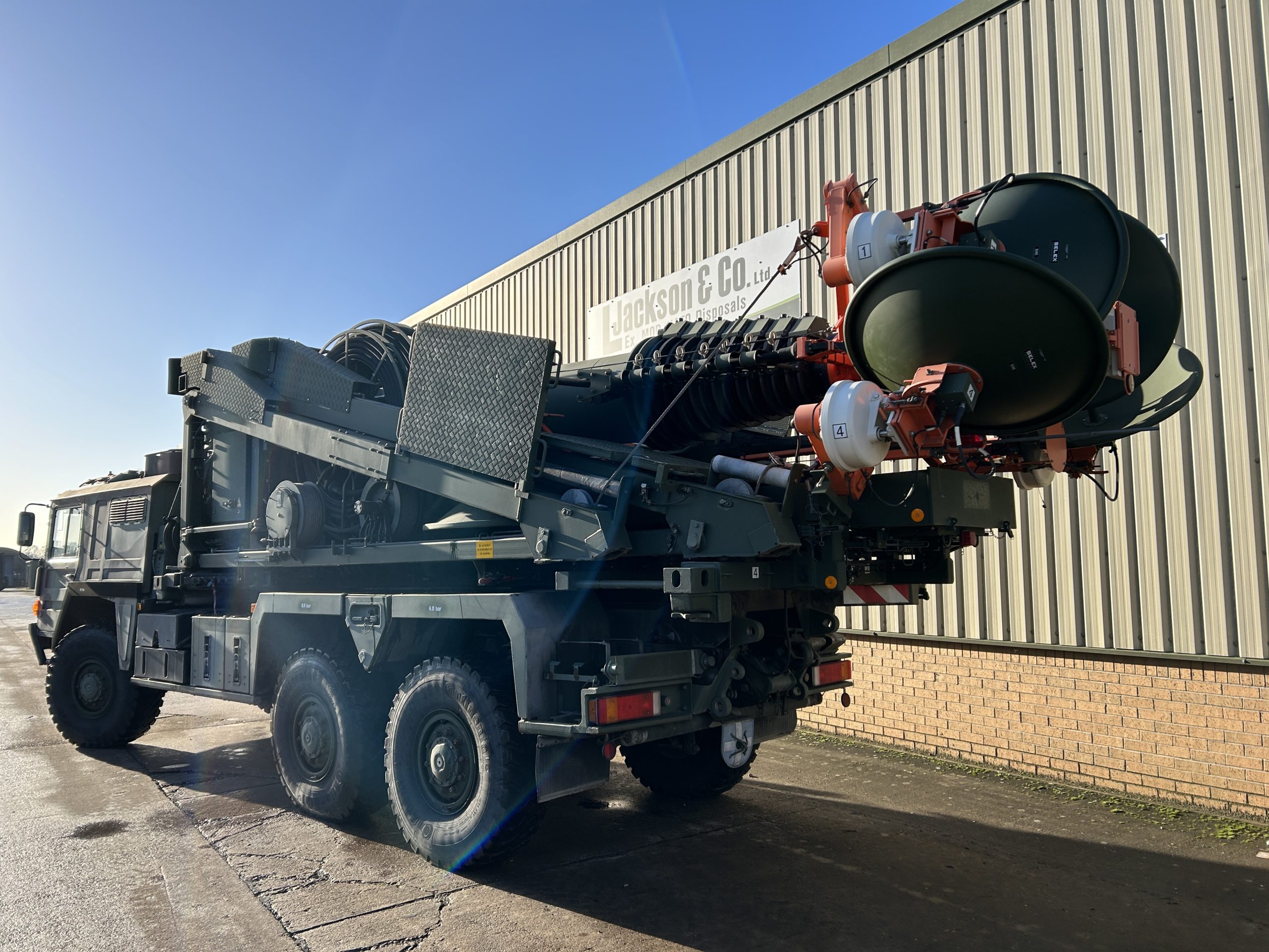 MAN KAT A1 25.422 6×6 with Aerial Mast