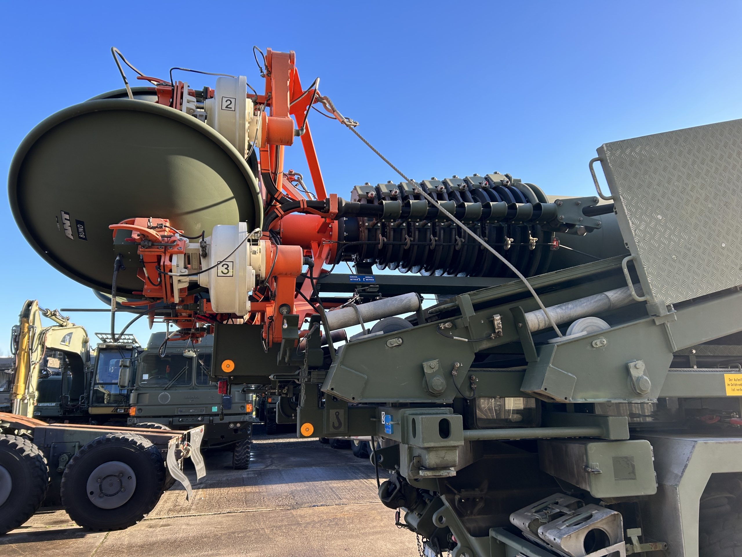 MAN KAT A1 25.422 6×6 with Aerial Mast
