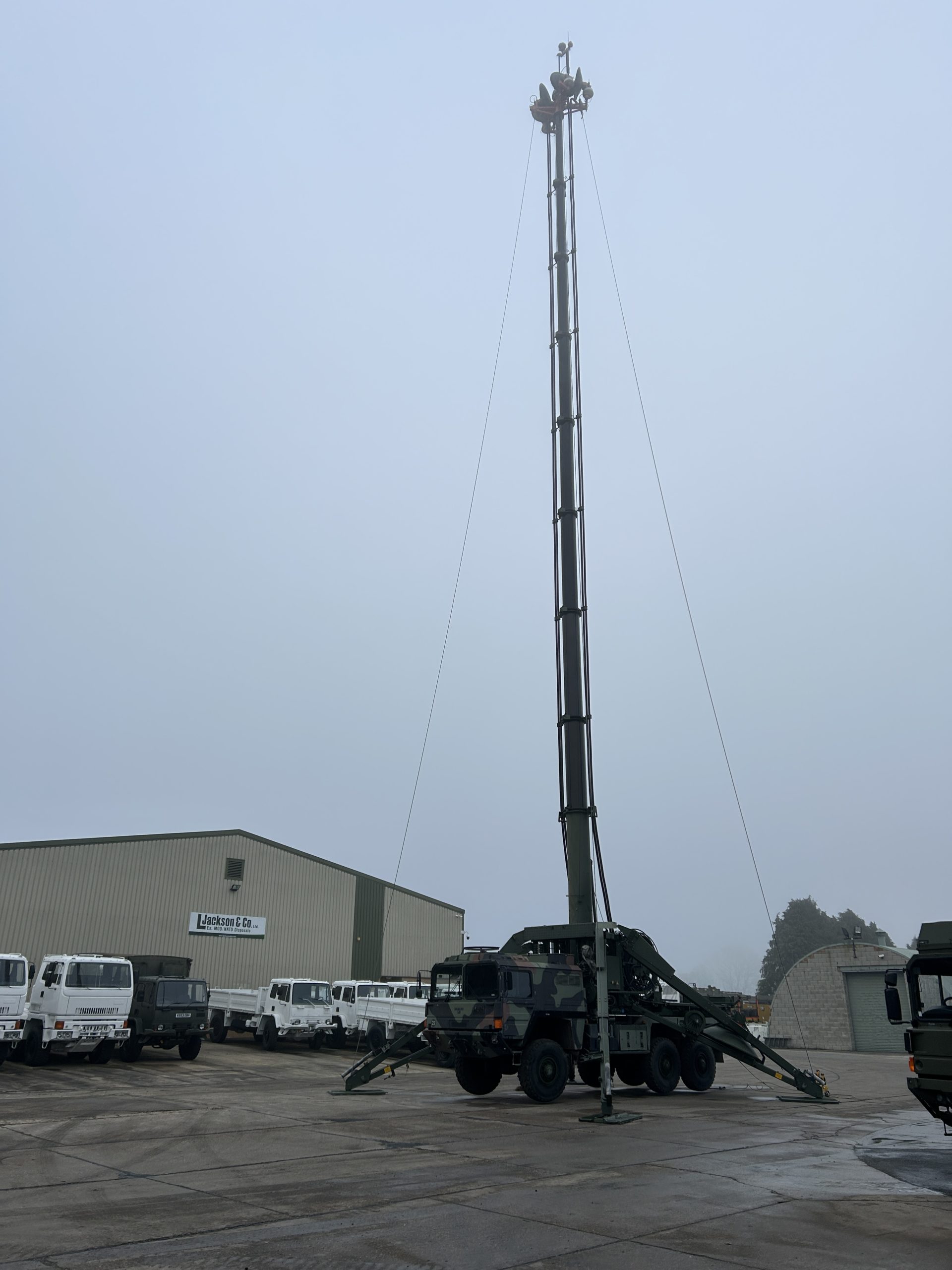 MAN KAT A1 25.422 6×6 with Aerial Mast