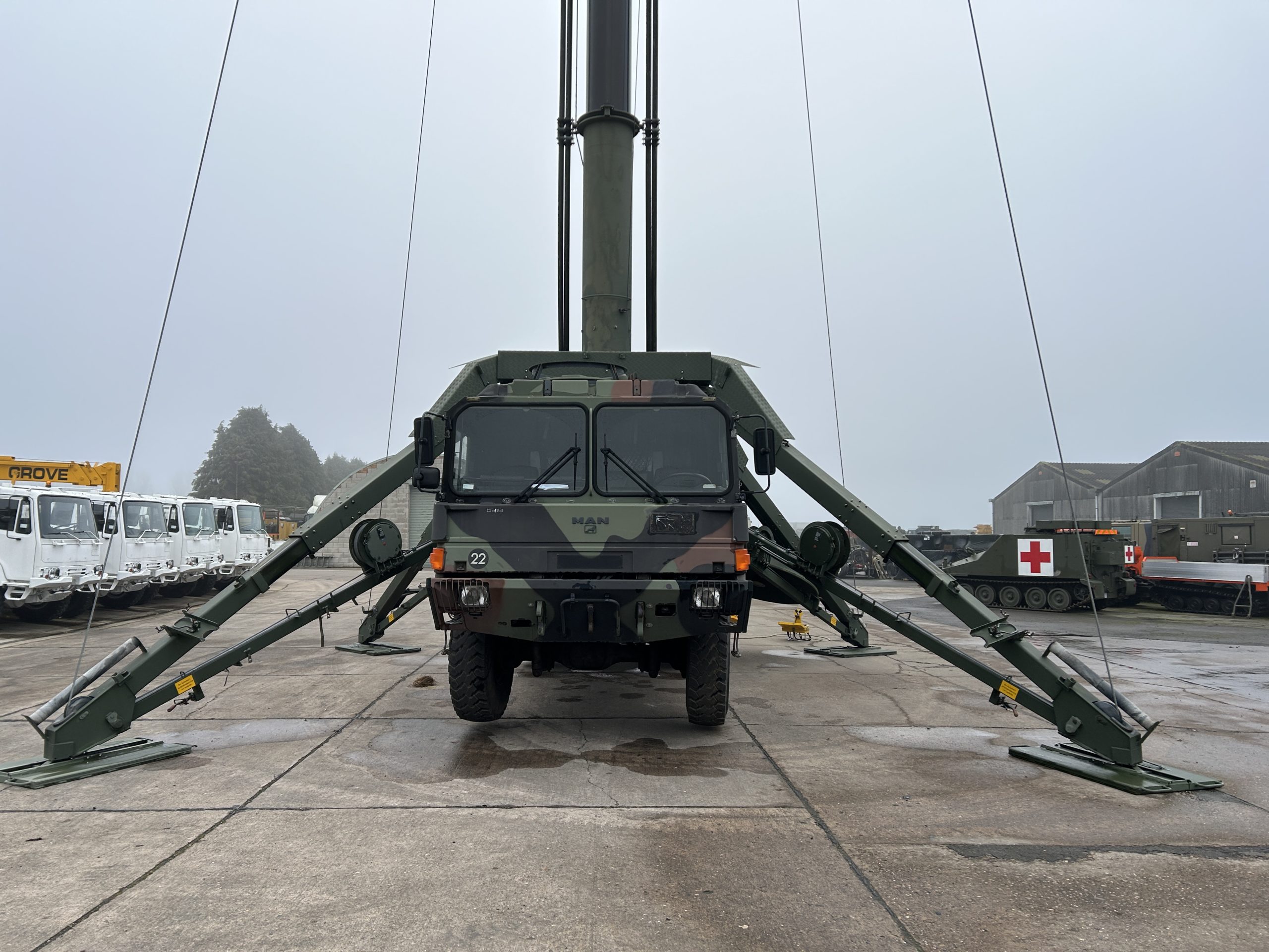 MAN KAT A1 25.422 6×6 with Aerial Mast
