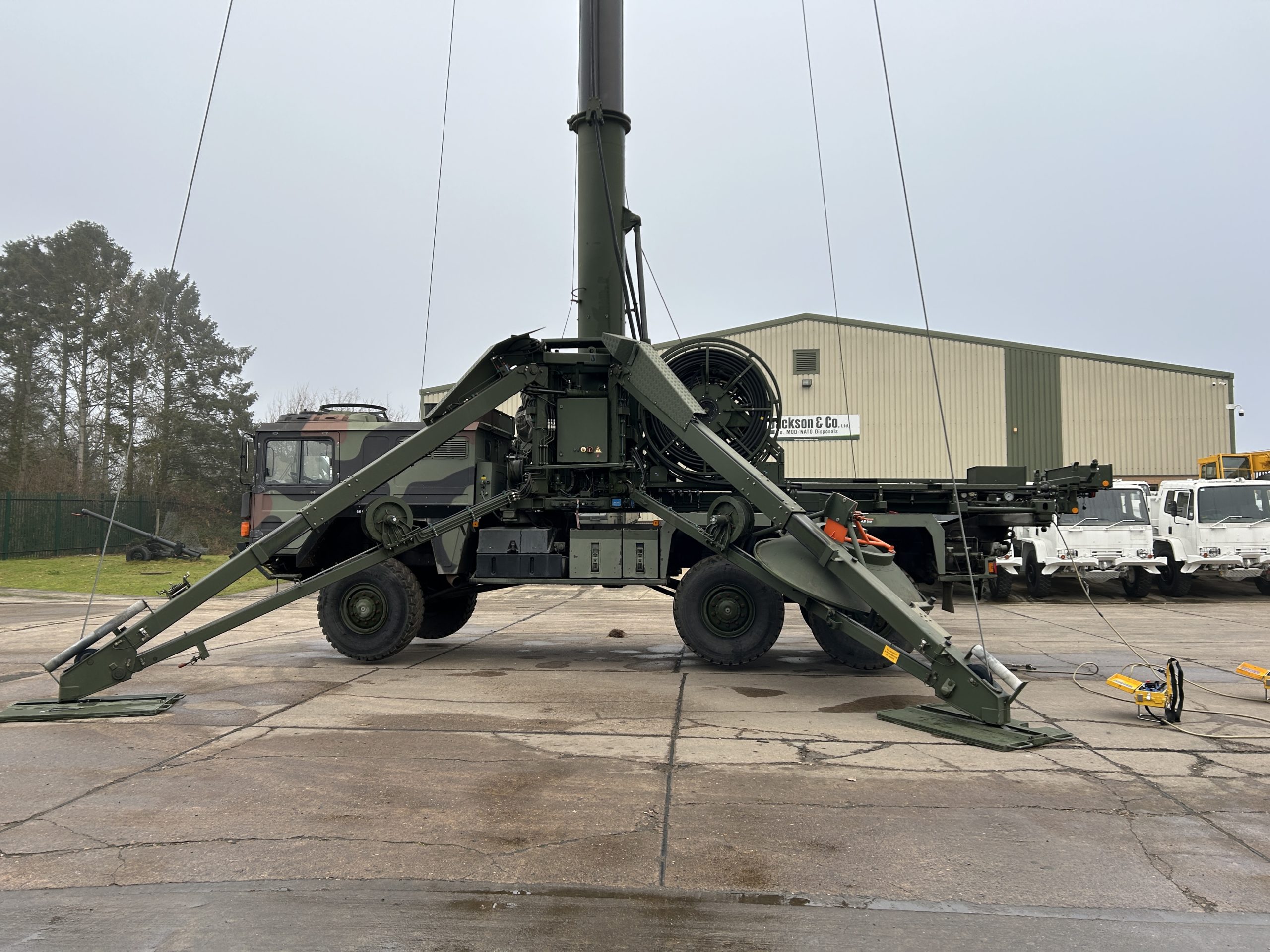 MAN KAT A1 25.422 6×6 with Aerial Mast