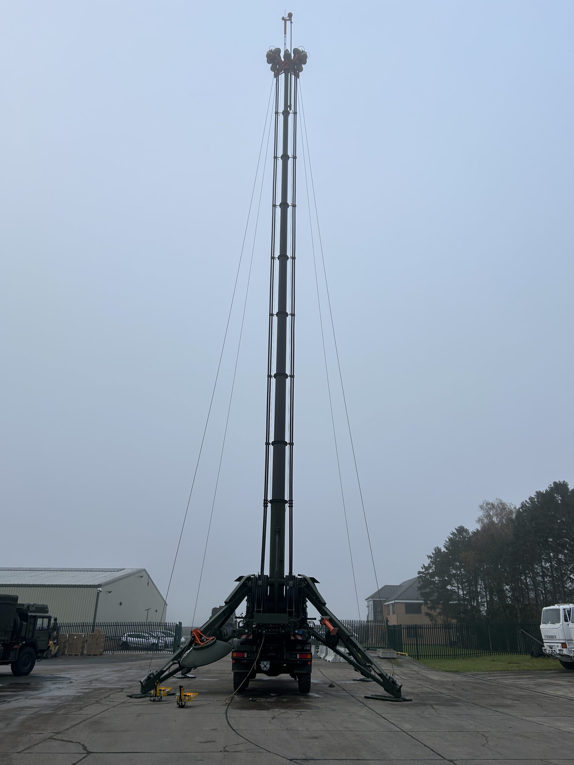 MAN KAT A1 25.422 6×6 with Aerial Mast