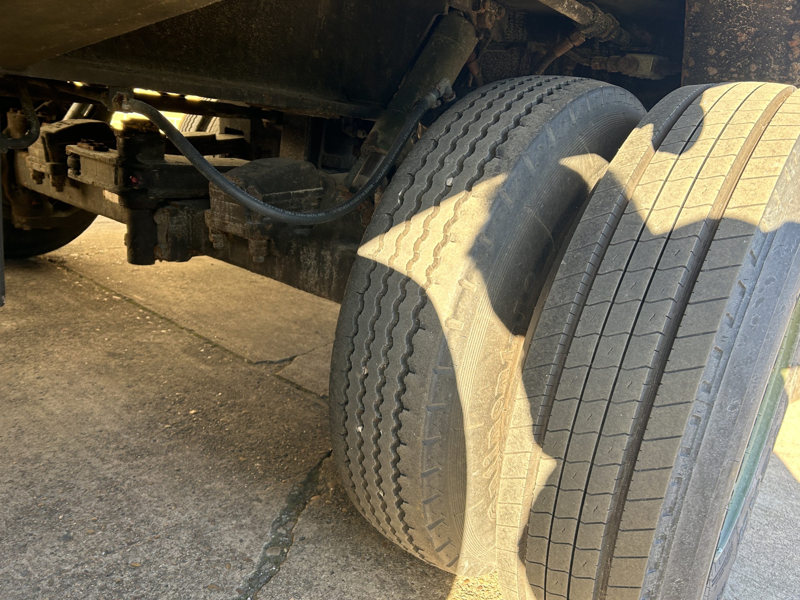 Kassbohrer 56T 6 Axle Semi Trailer