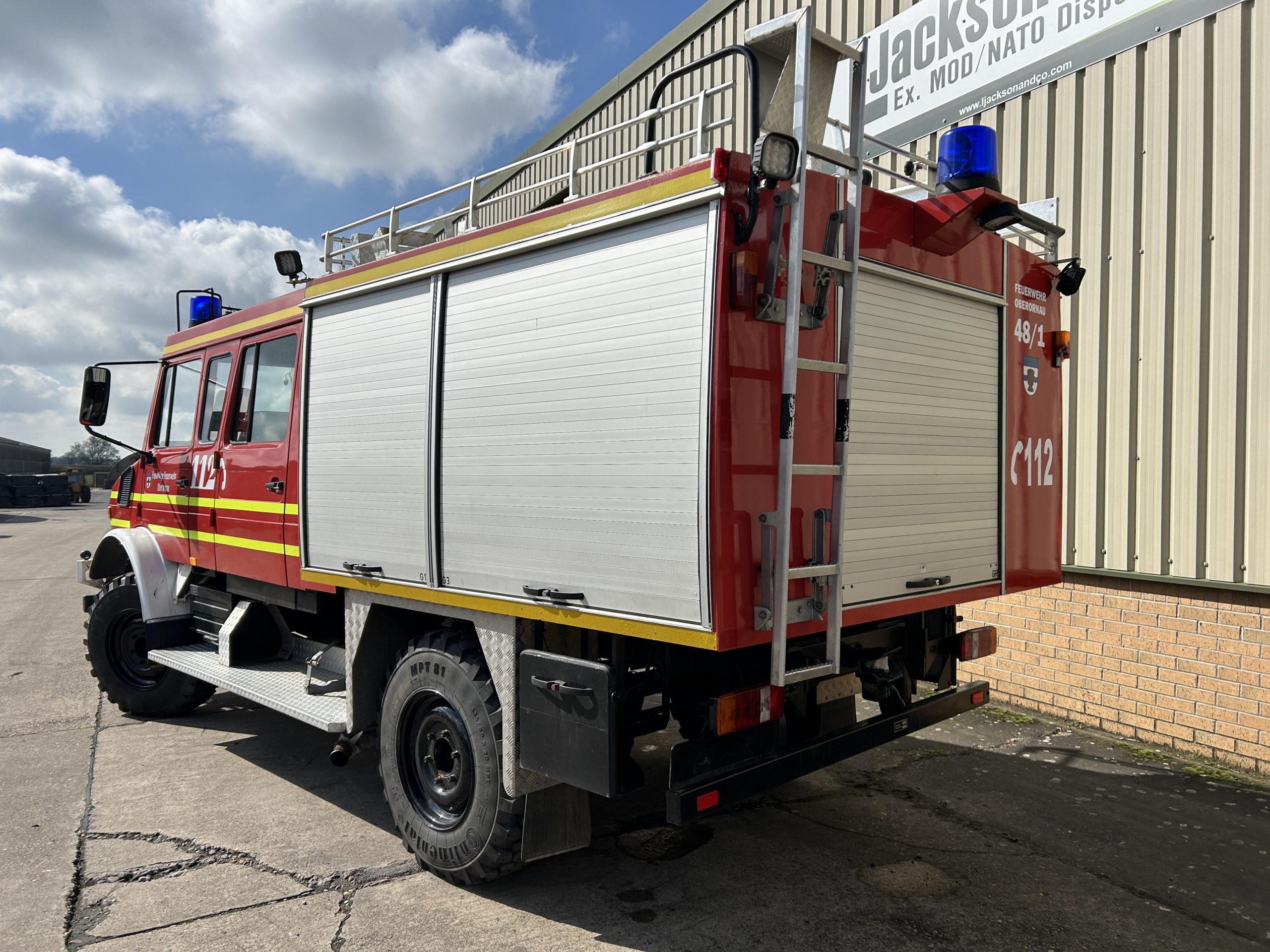 Mercedes Unimog U1300L/37 Double Cab Fire Truck