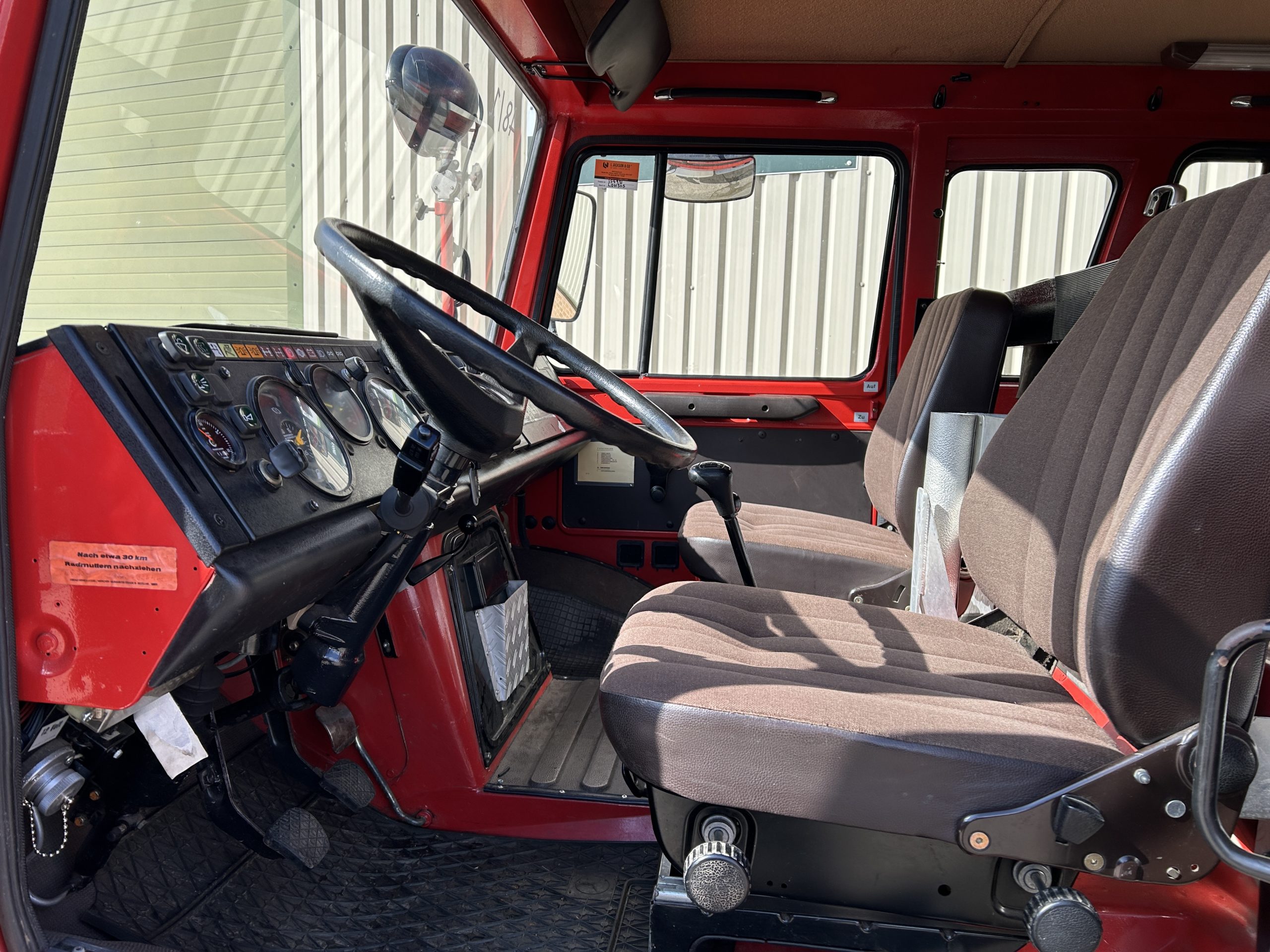 Mercedes Unimog U1300L/37 Double Cab Fire Truck