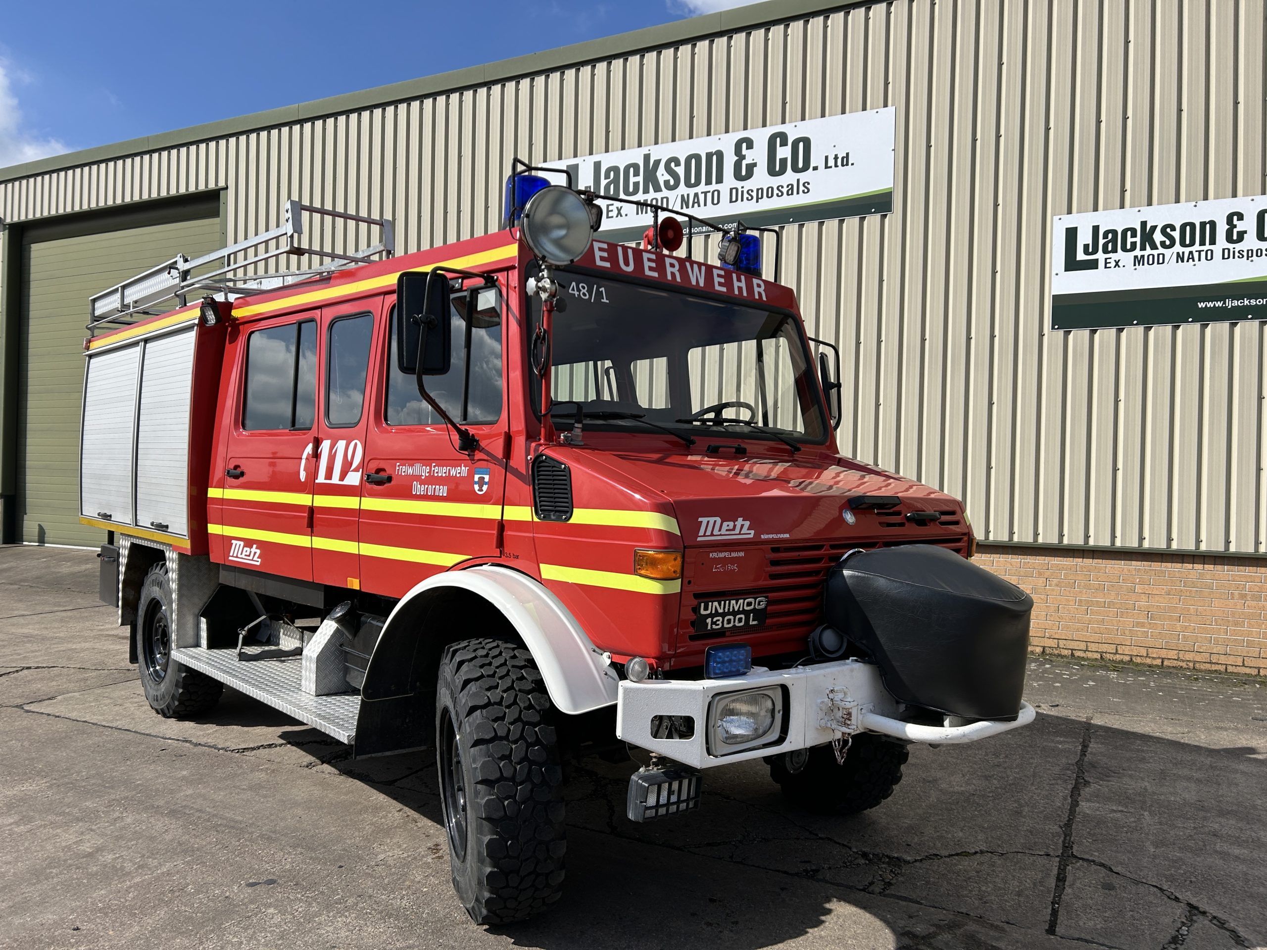 Mercedes Unimog U1300L/37 Double Cab Fire Truck