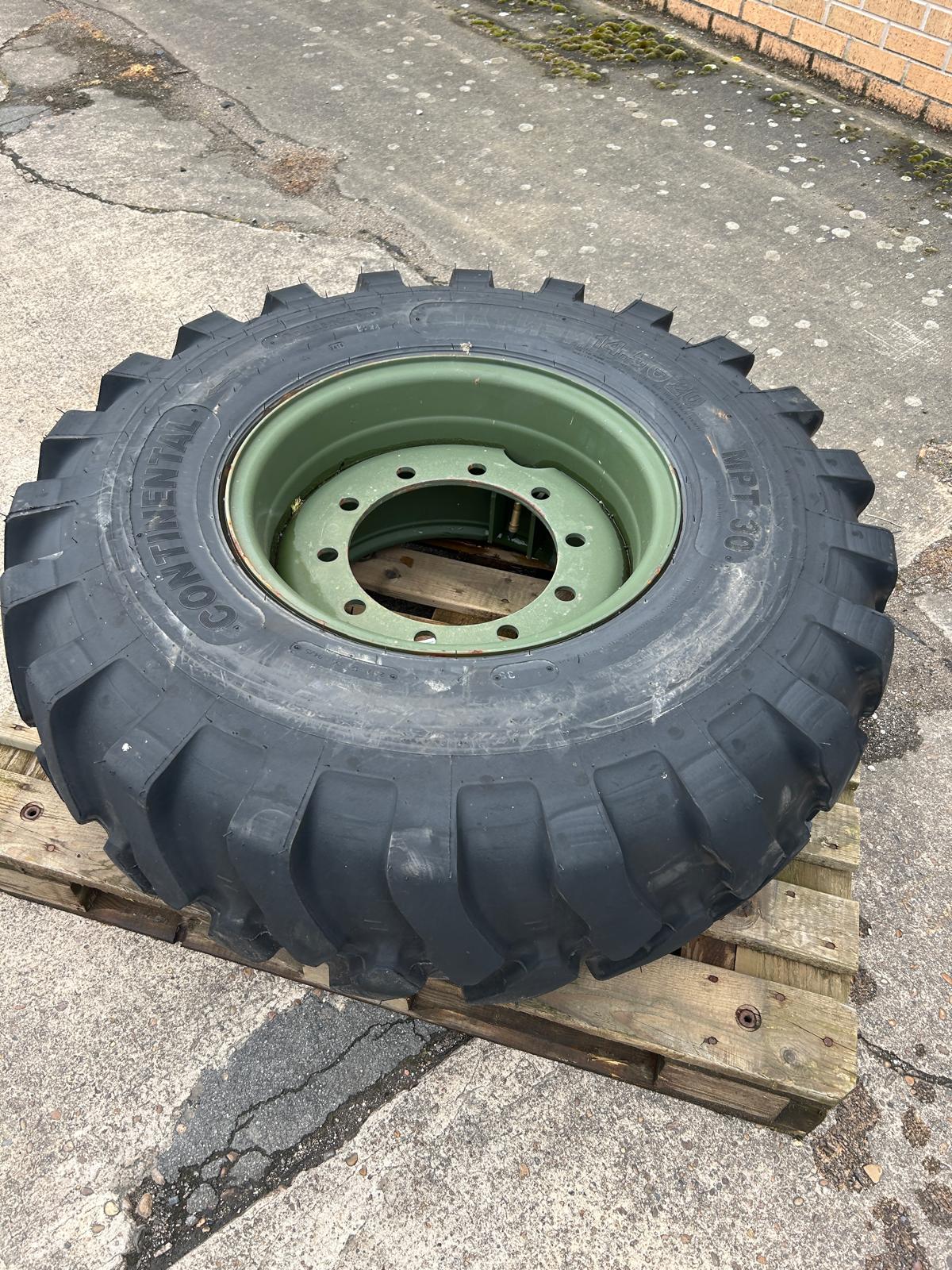 Steinbock 2,500 Kg 4×4 Rough Terrain Forklift