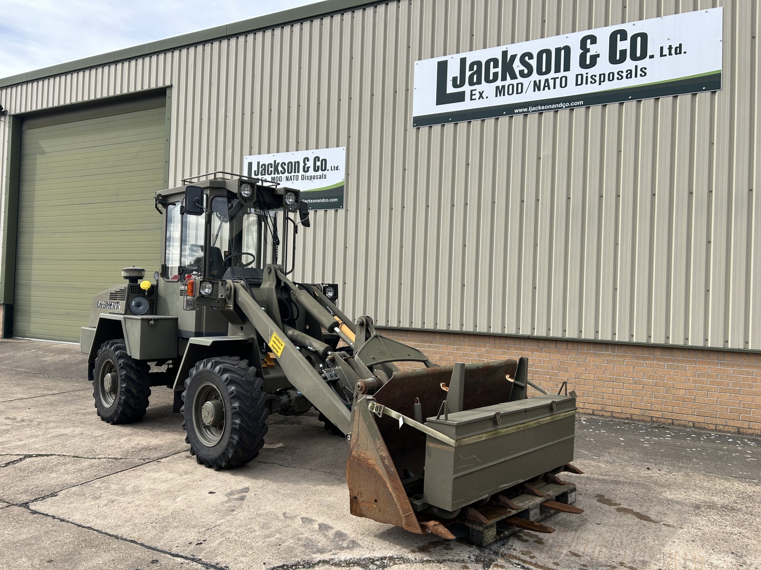 Liebherr L508 Wheeled Loader