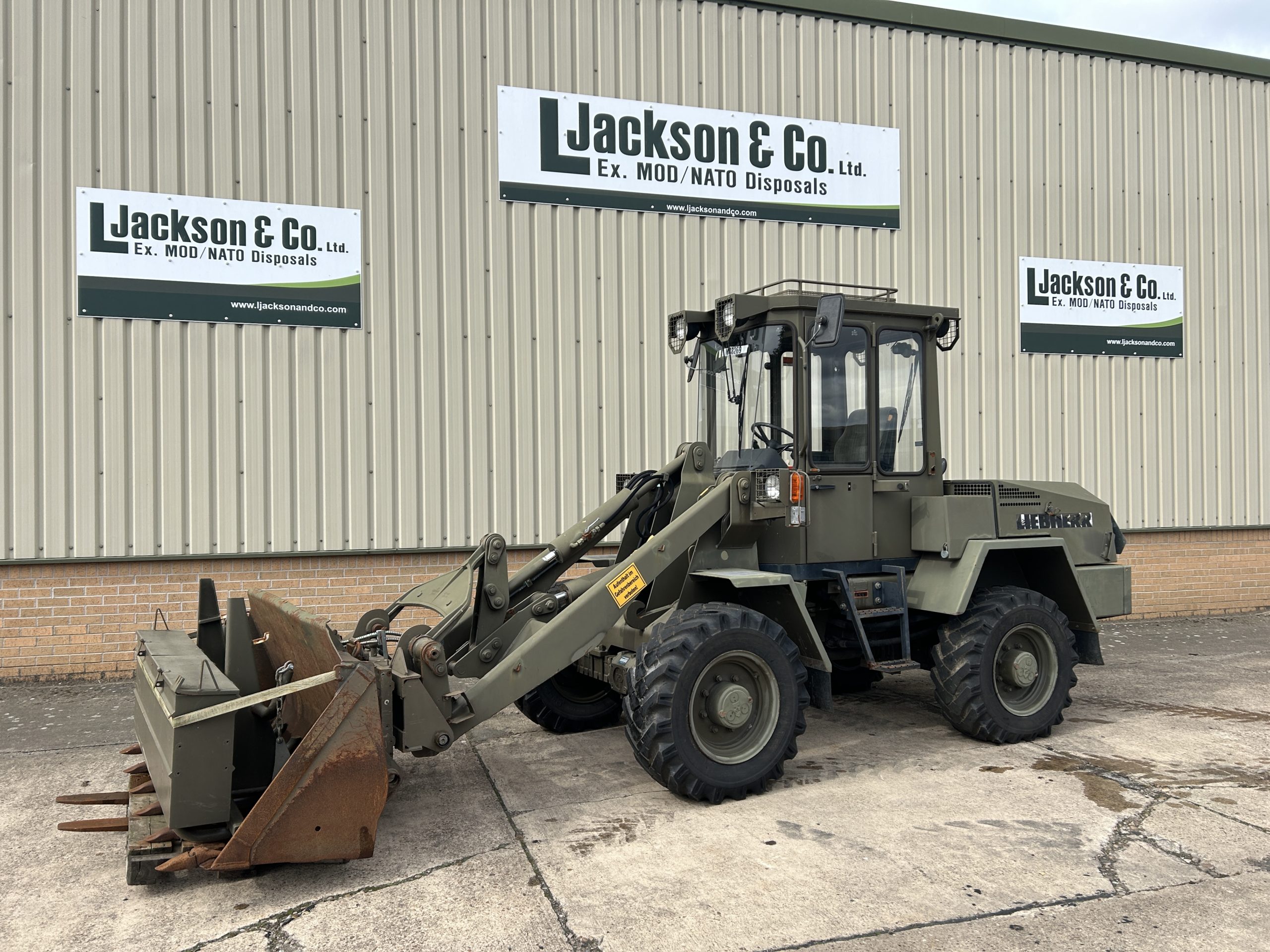 Liebherr L508 Wheeled Loader