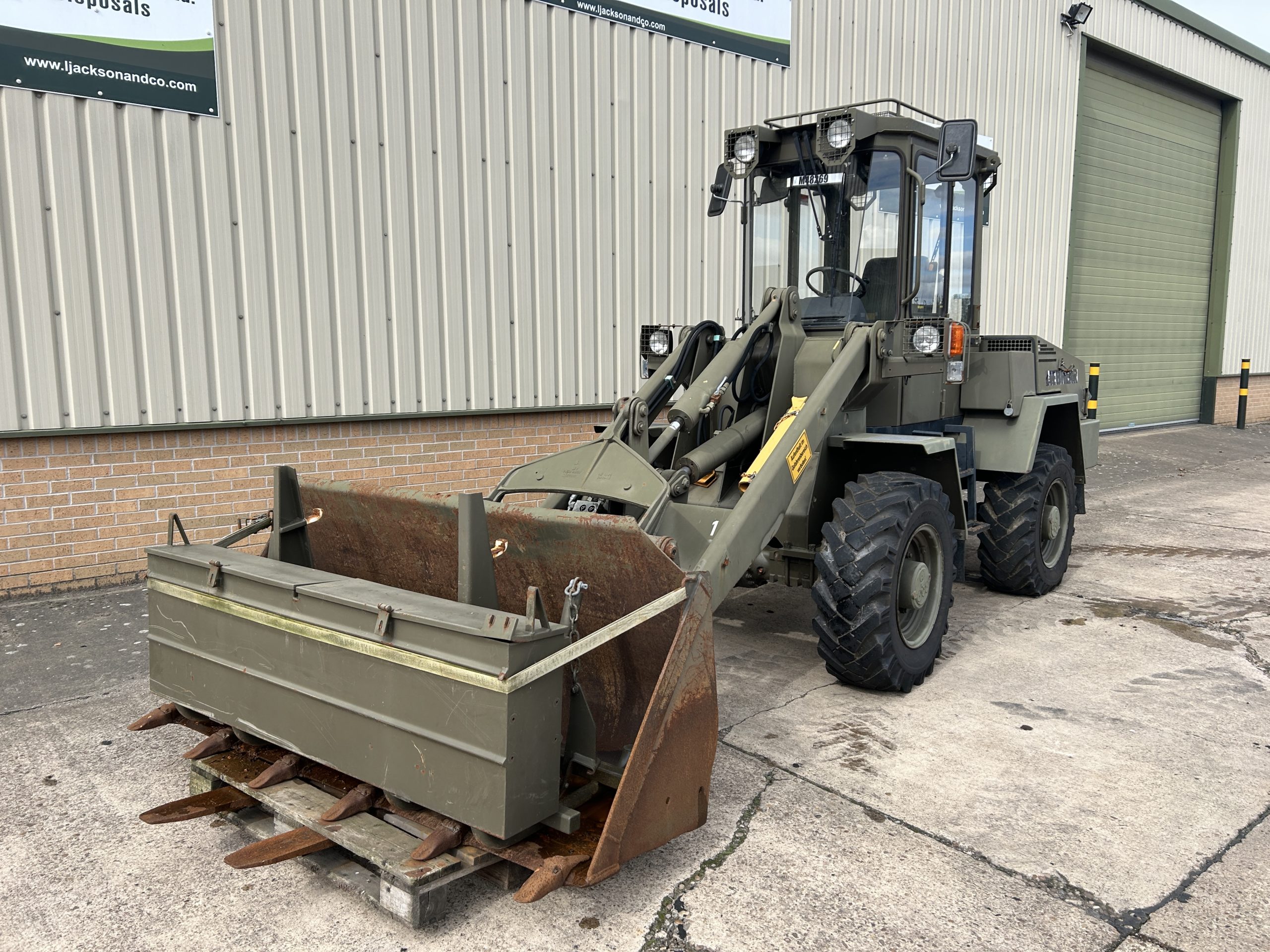 Liebherr L508 Wheeled Loader