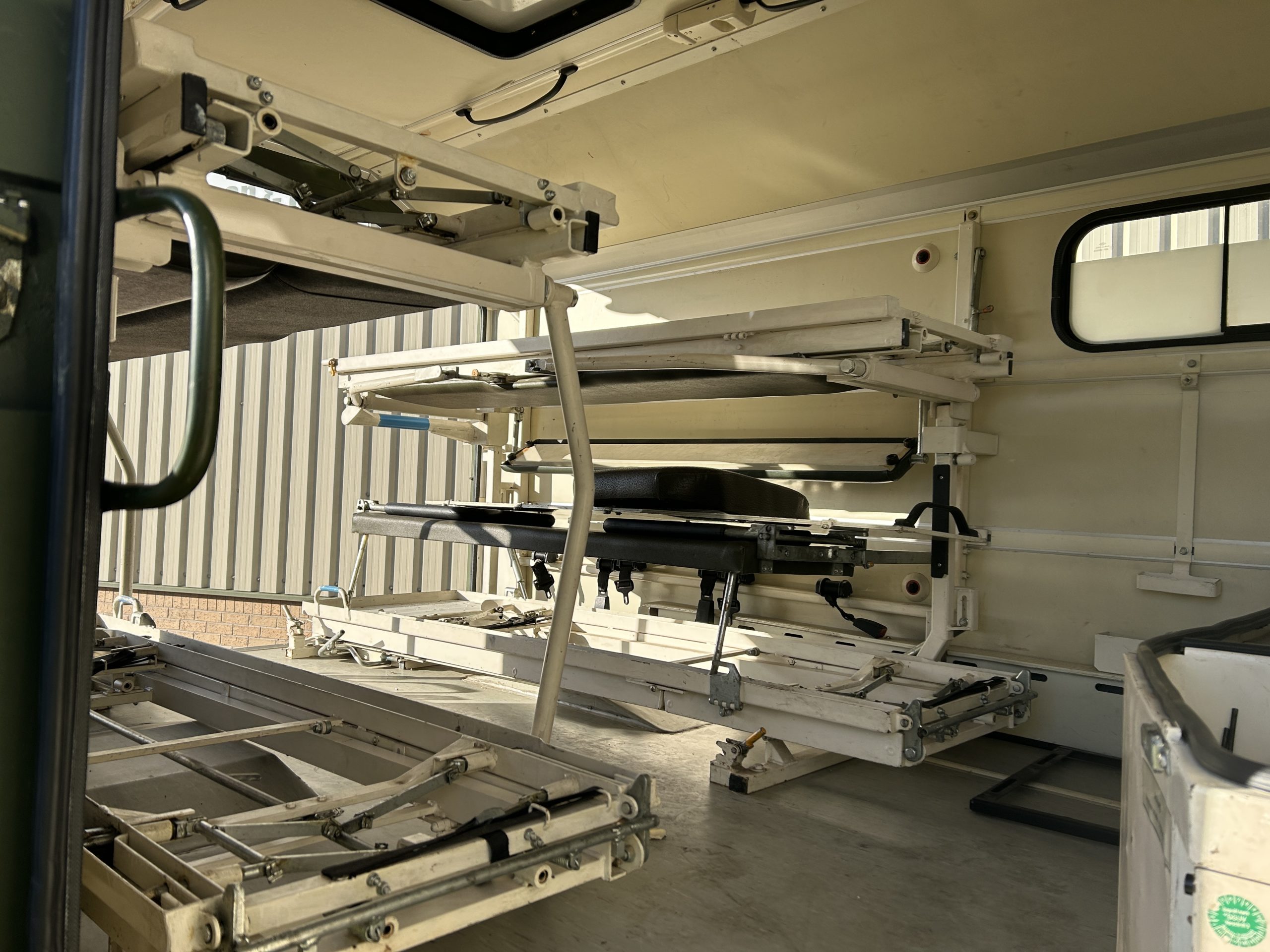 Mercedes Benz Unimog U1300L 4×4 Ambulance
