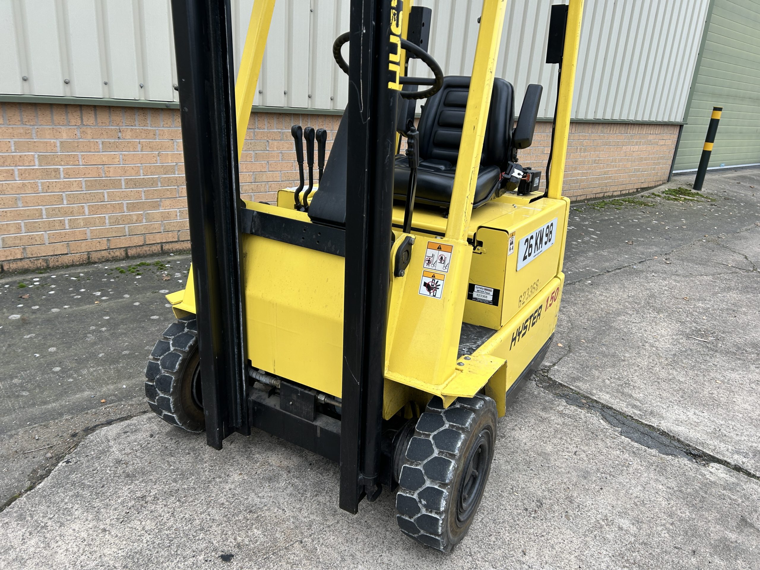 Hyster A1.50XL Electric Forklift