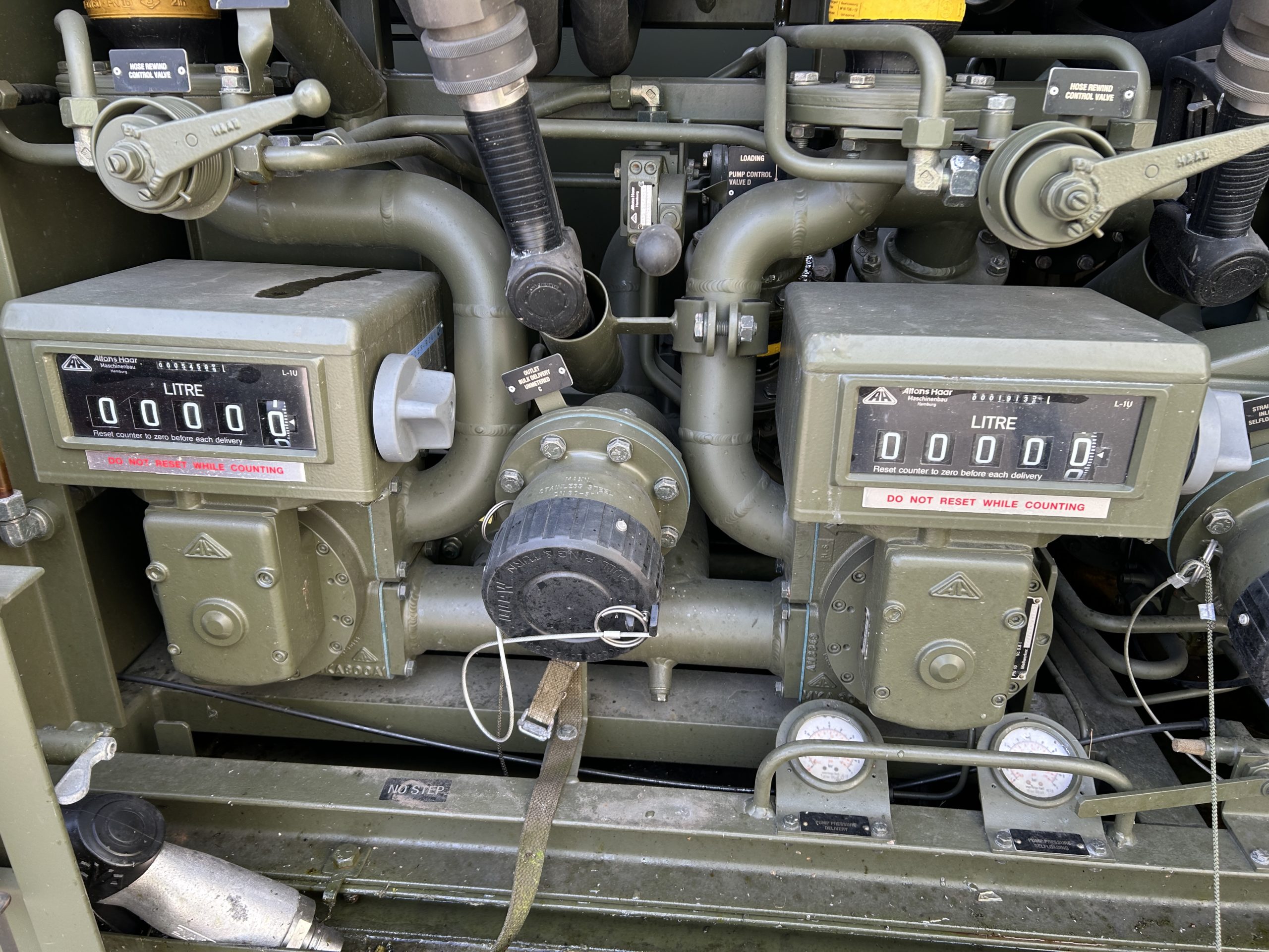 Drops 20FT 10,000 Litre Fuel Dispensing Rack